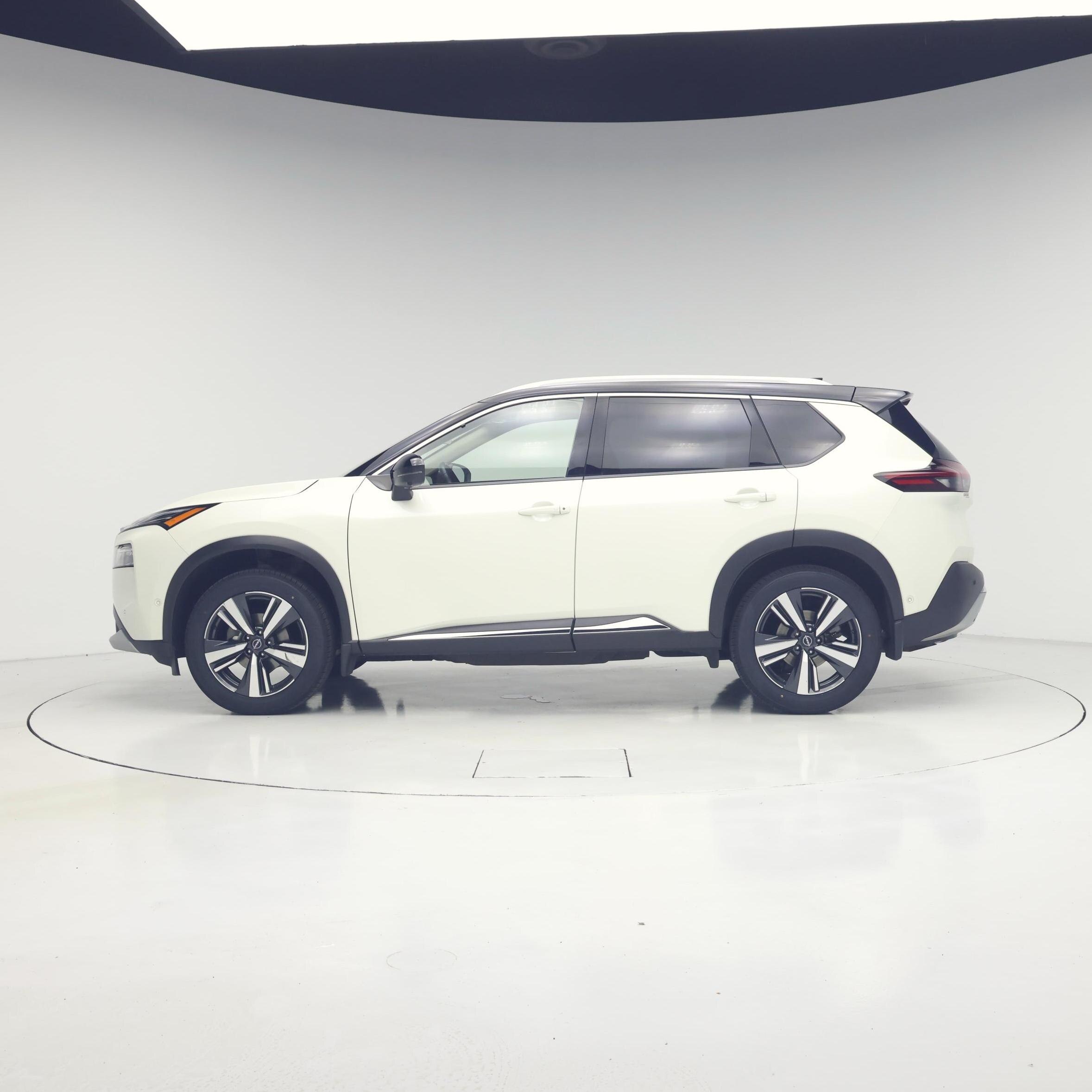 Thumbnail: 2023 Nissan Rogue - 3