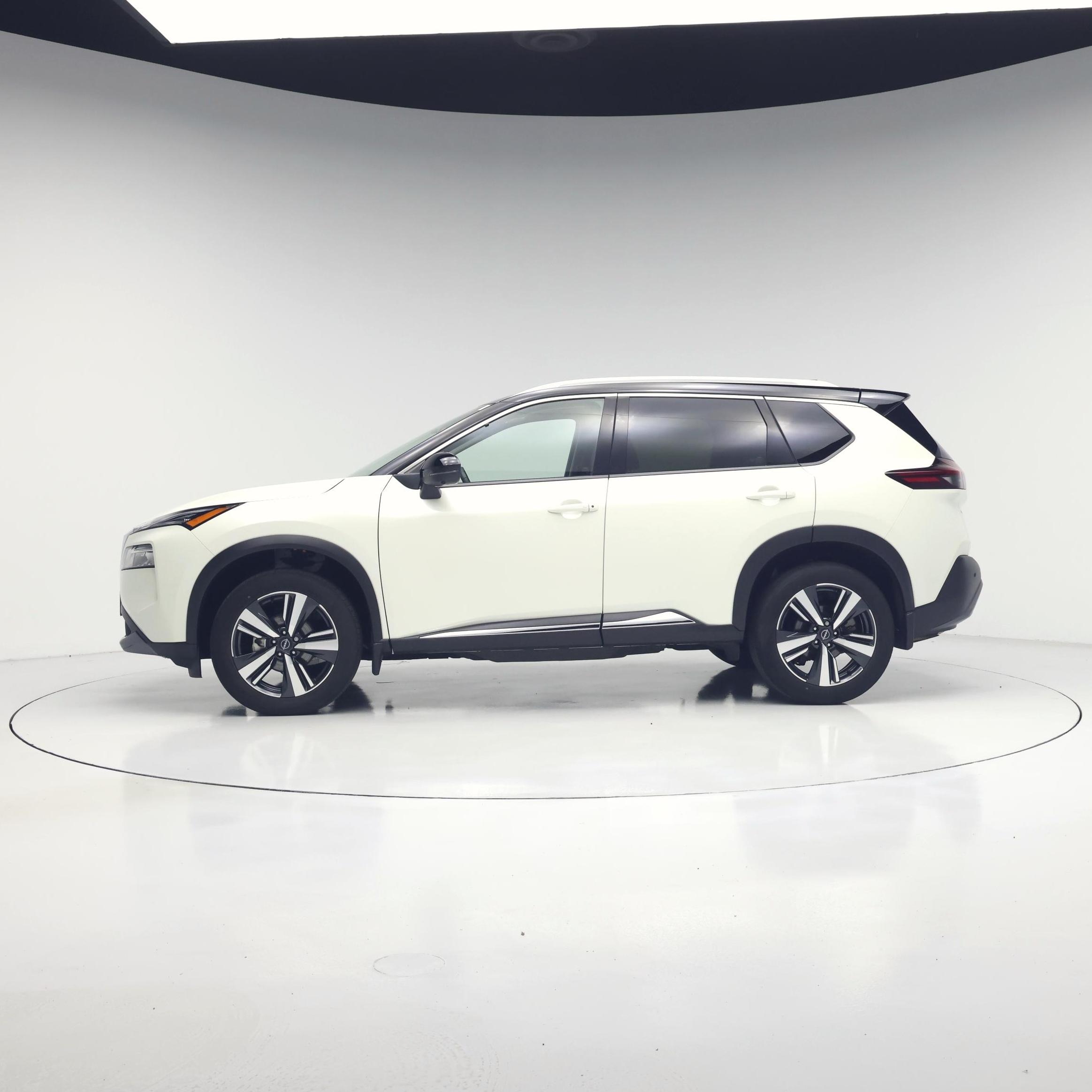 Thumbnail: 2023 Nissan Rogue - 3