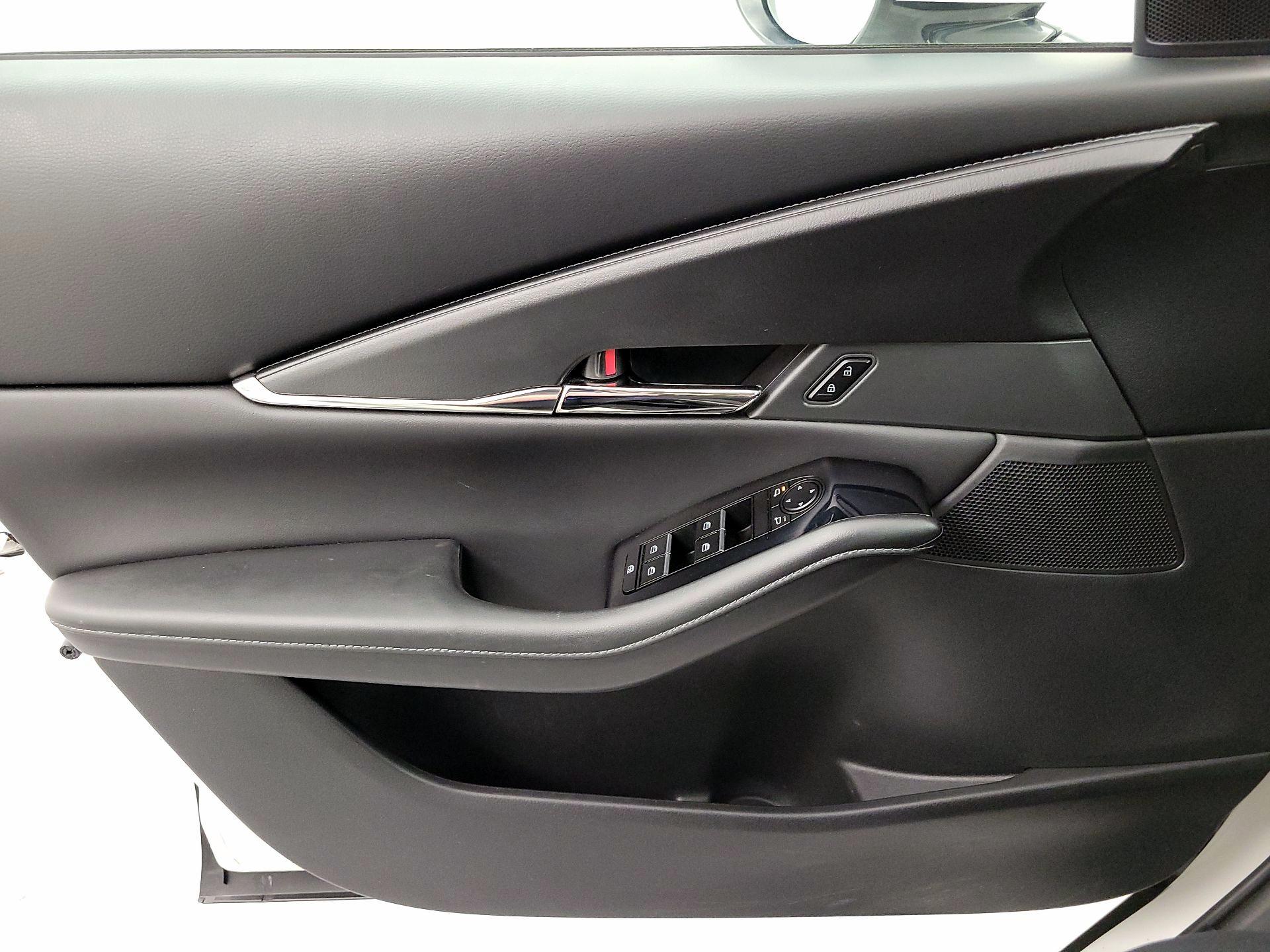Thumbnail: 2022 Mazda CX-30 - 12