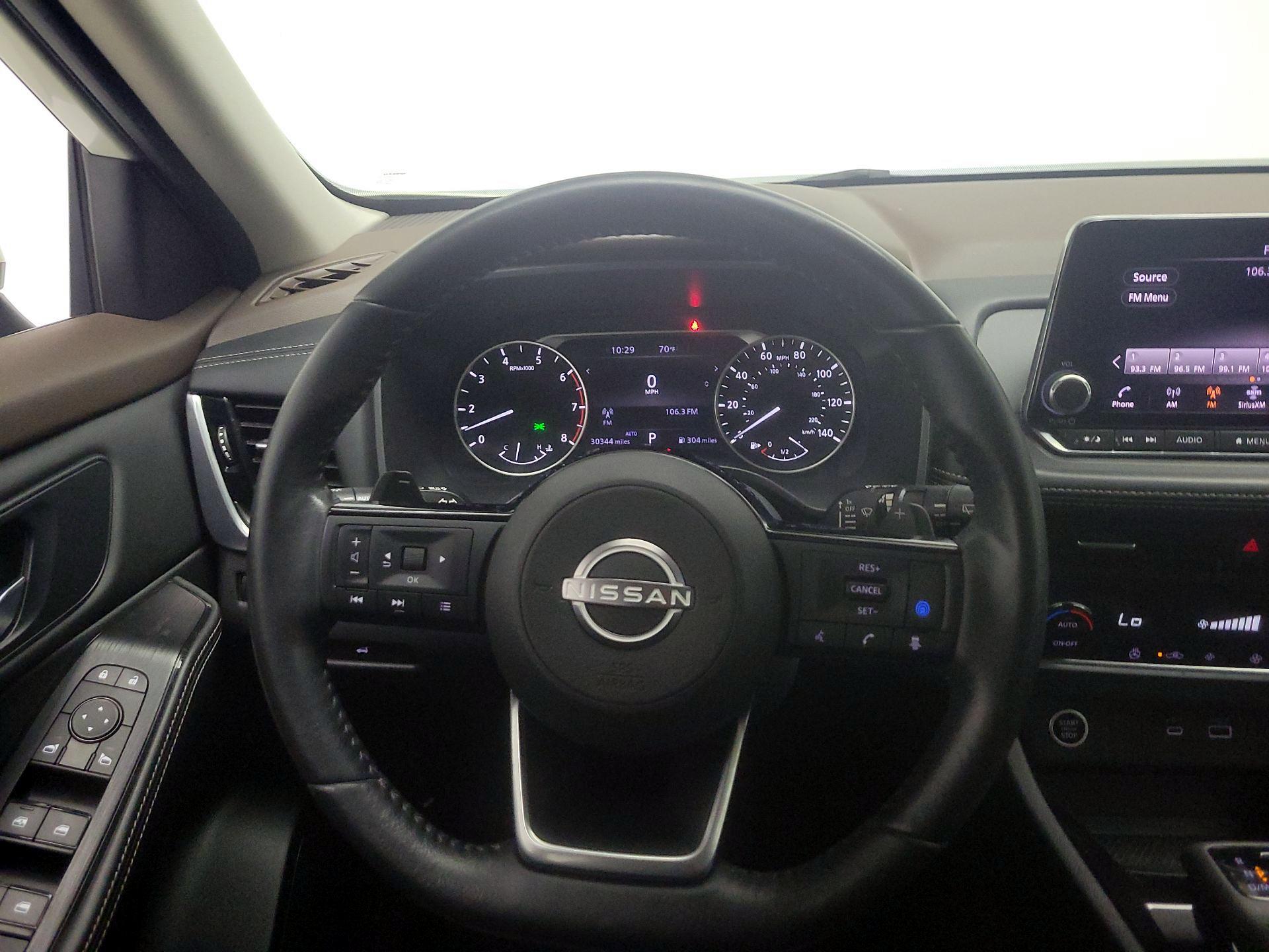 Thumbnail: 2022 Nissan Rogue - 10