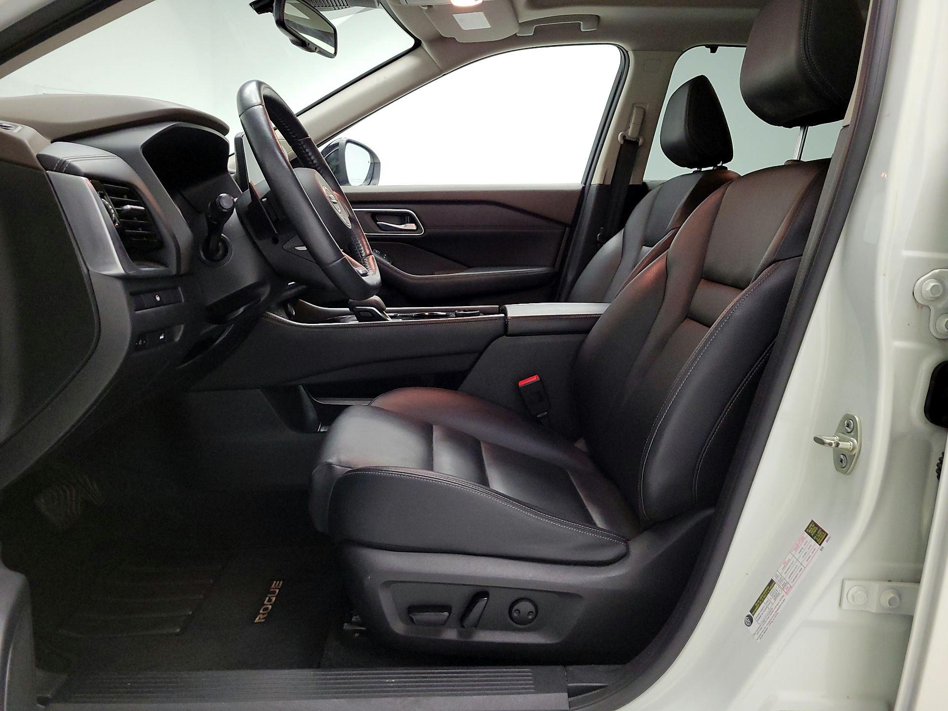 Thumbnail: 2021 Nissan Rogue - 11