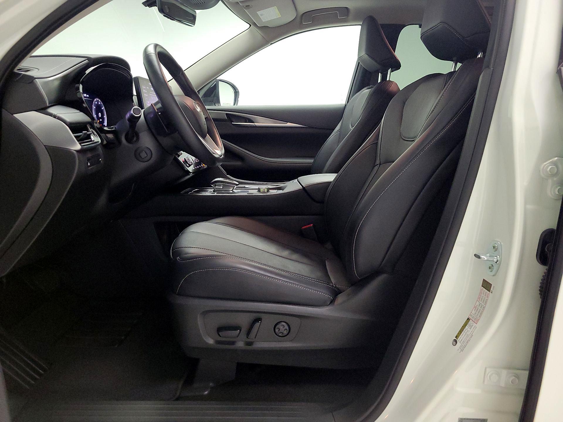 Thumbnail: 2023 INFINITI QX60 - 11