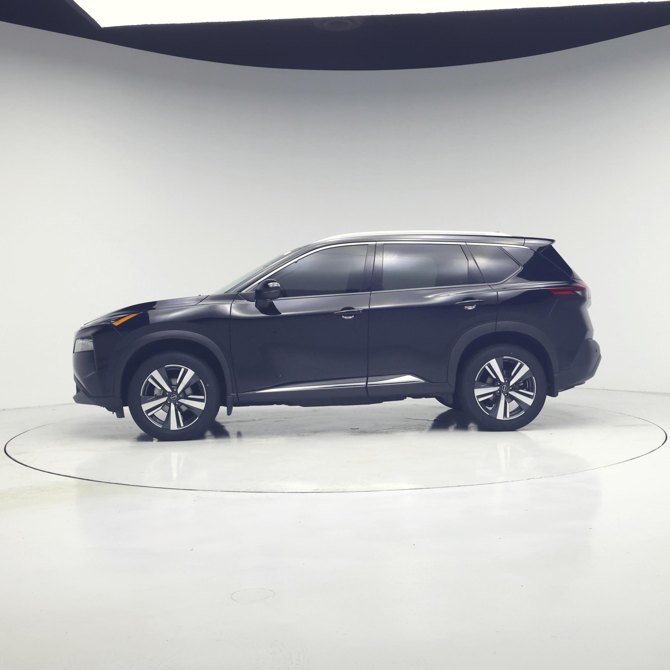 Thumbnail: 2023 Nissan Rogue - 3