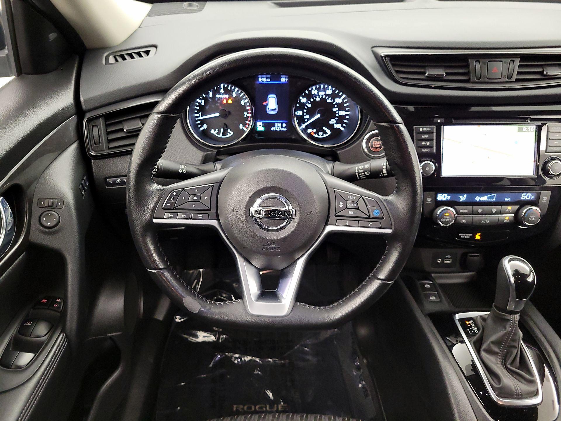 Thumbnail: 2020 Nissan Rogue - 10