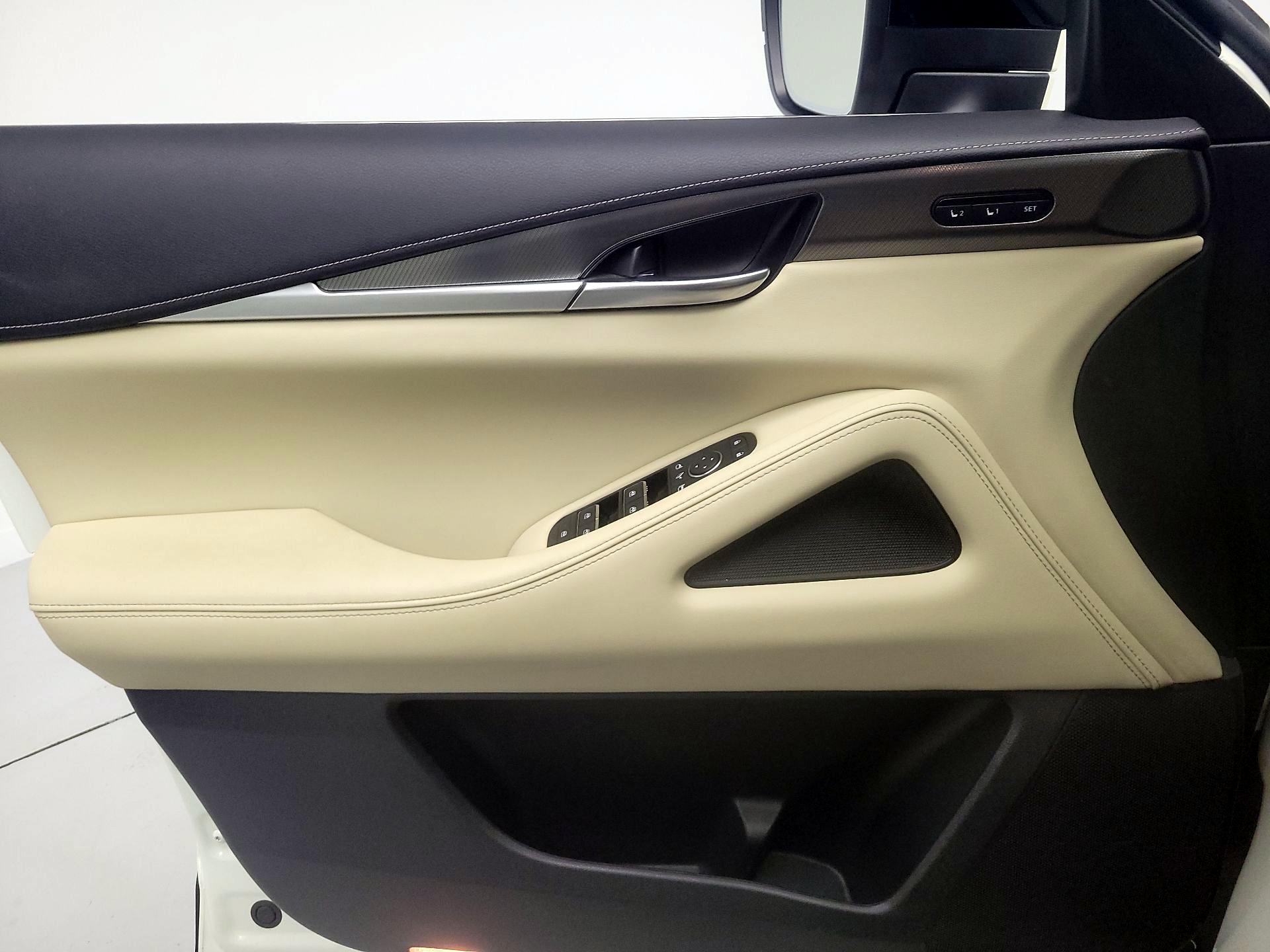 Thumbnail: 2023 INFINITI QX60 - 12
