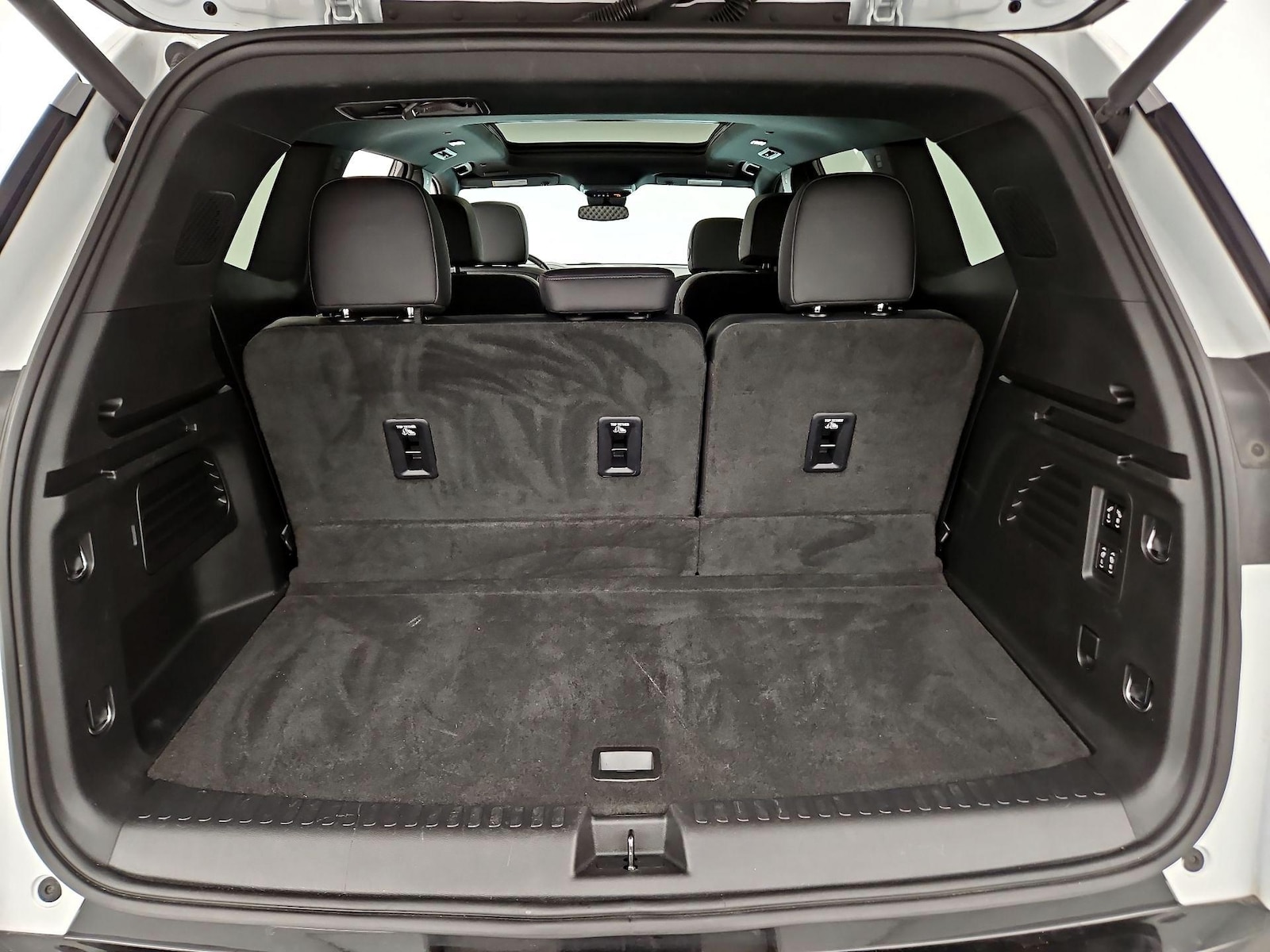 2024 GMC Acadia Denali - Photo 24