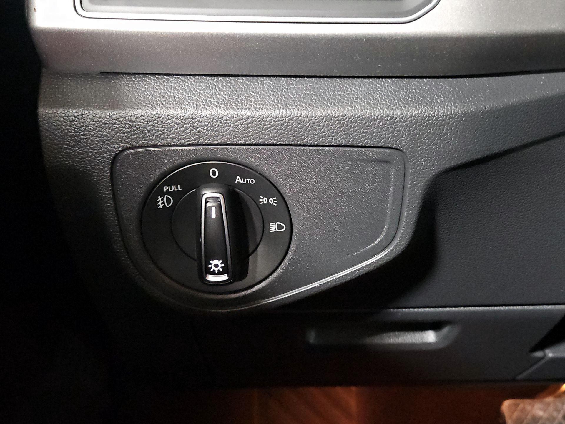 Thumbnail: 2019 Volkswagen Atlas - 11