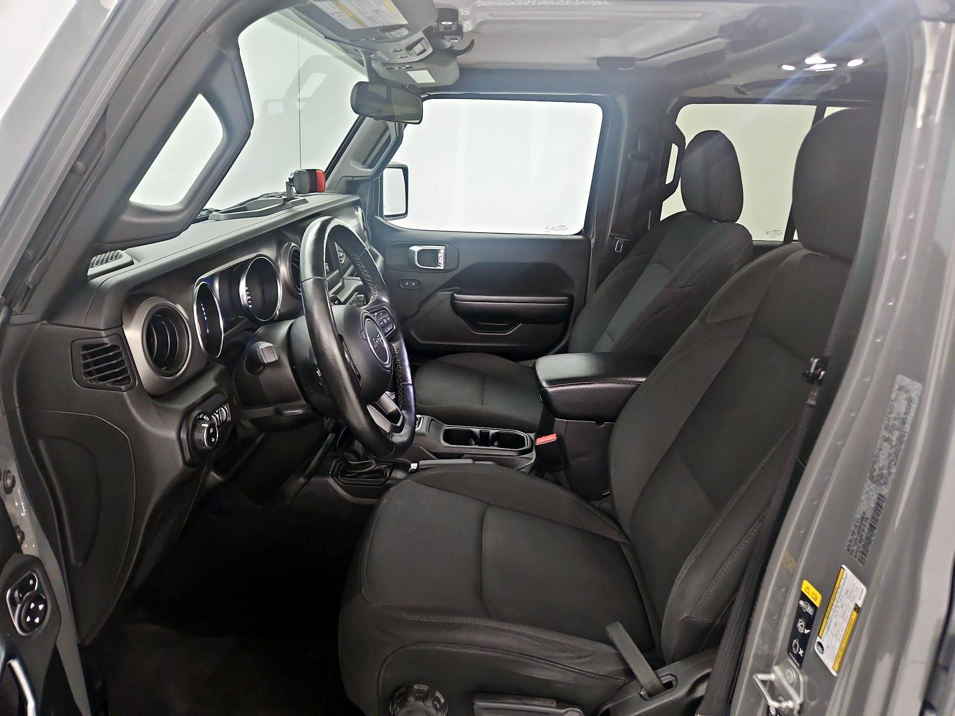 Thumbnail: 2021 Jeep Gladiator - 11