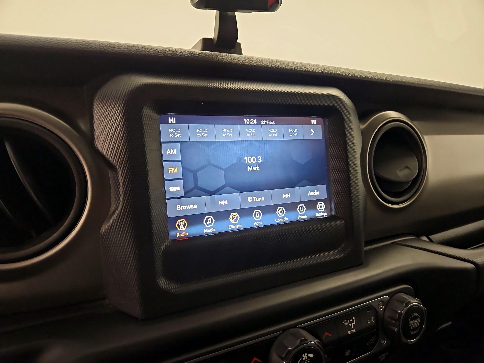 Thumbnail: 2021 Jeep Gladiator - 15