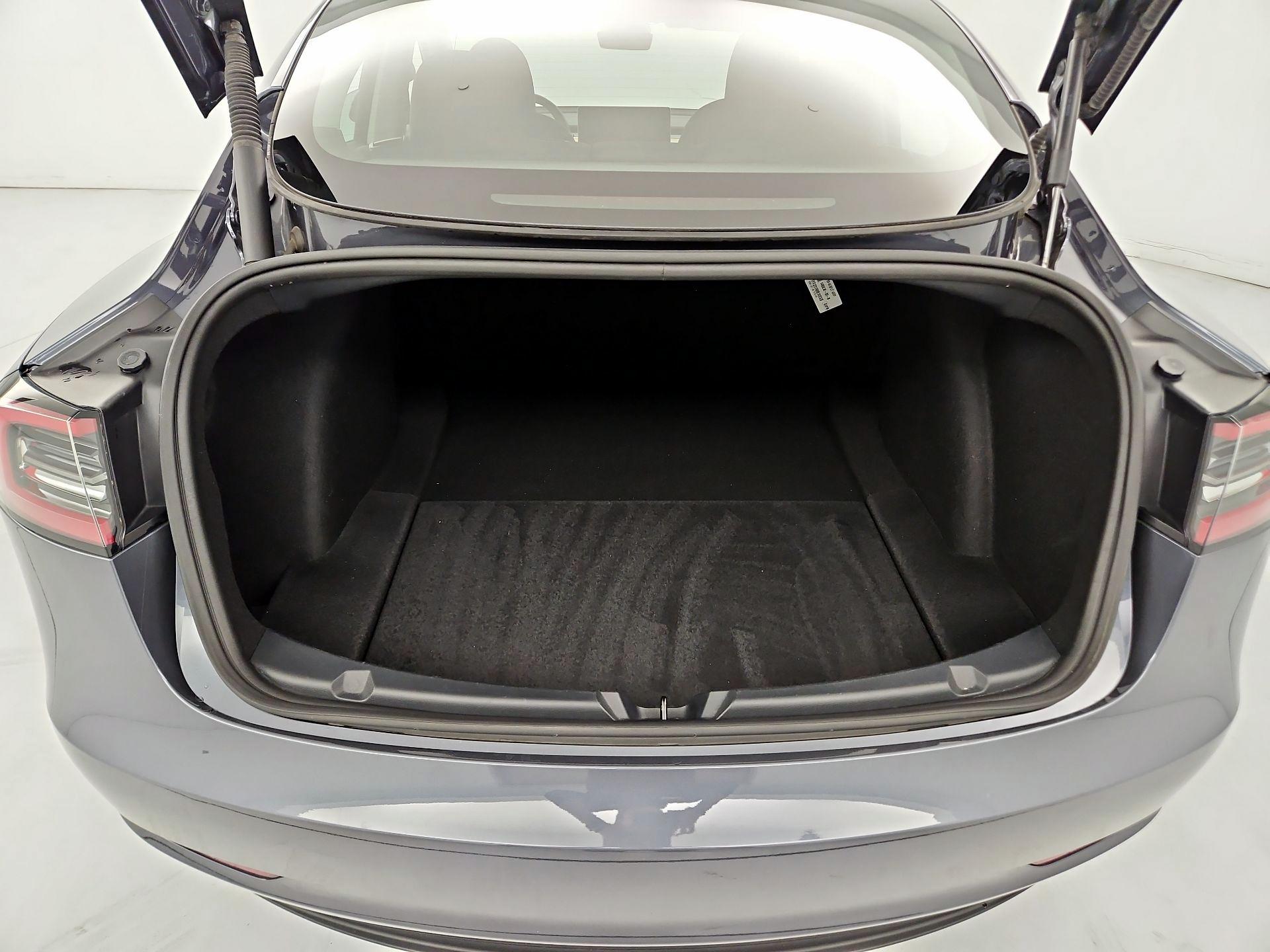 Thumbnail: 2023 Tesla Model 3 - 20