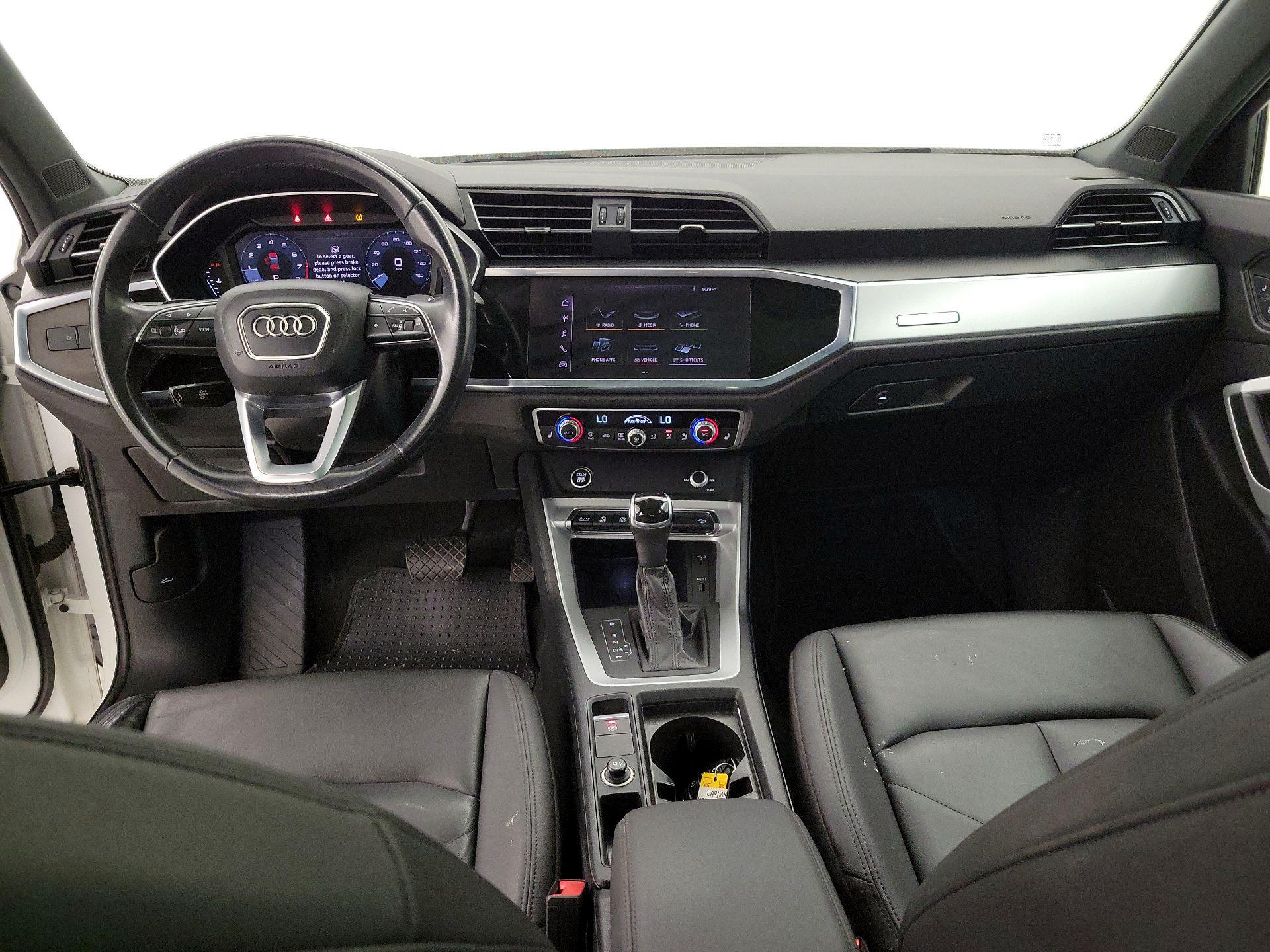 Thumbnail: 2021 Audi Q3 - 9