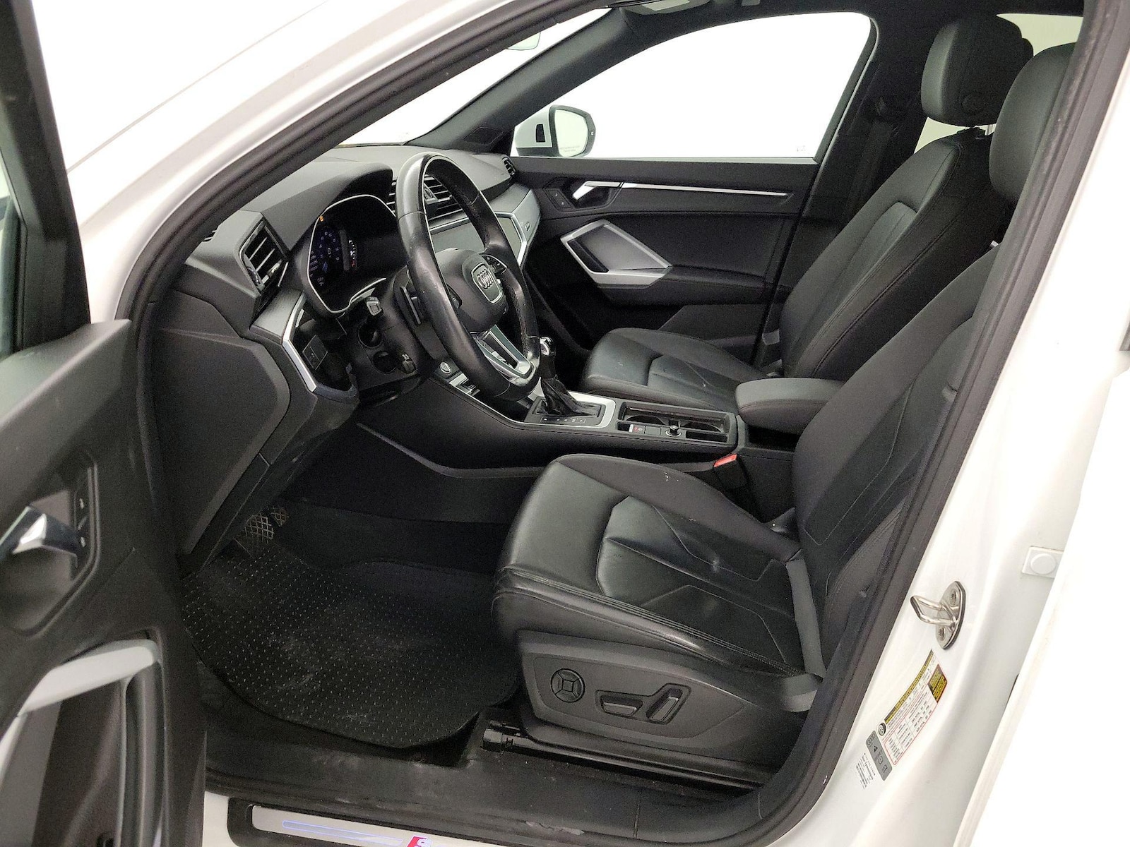 2021 Audi Q3 S Line Premium - Photo 12