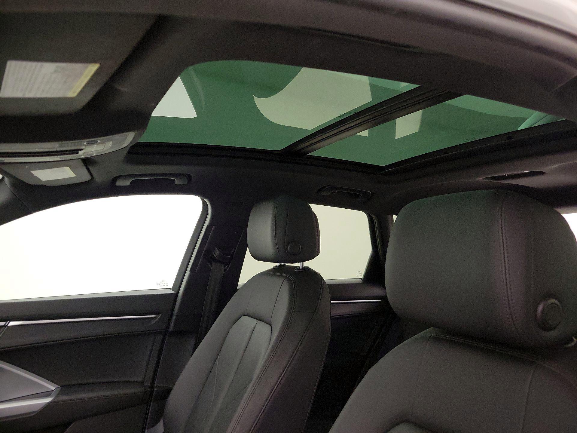 Thumbnail: 2021 Audi Q3 - 19