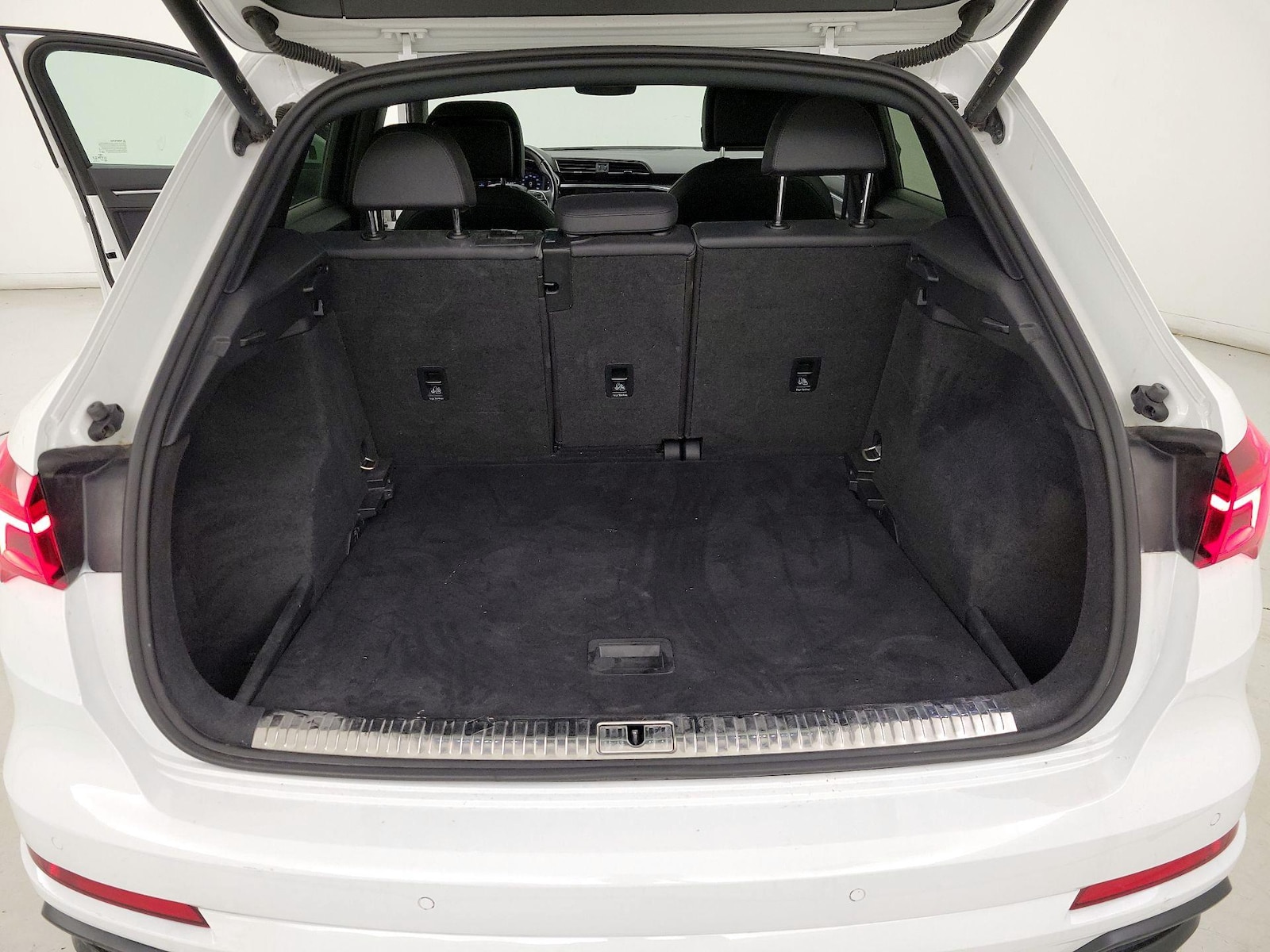 2021 Audi Q3 S Line Premium - Photo 22