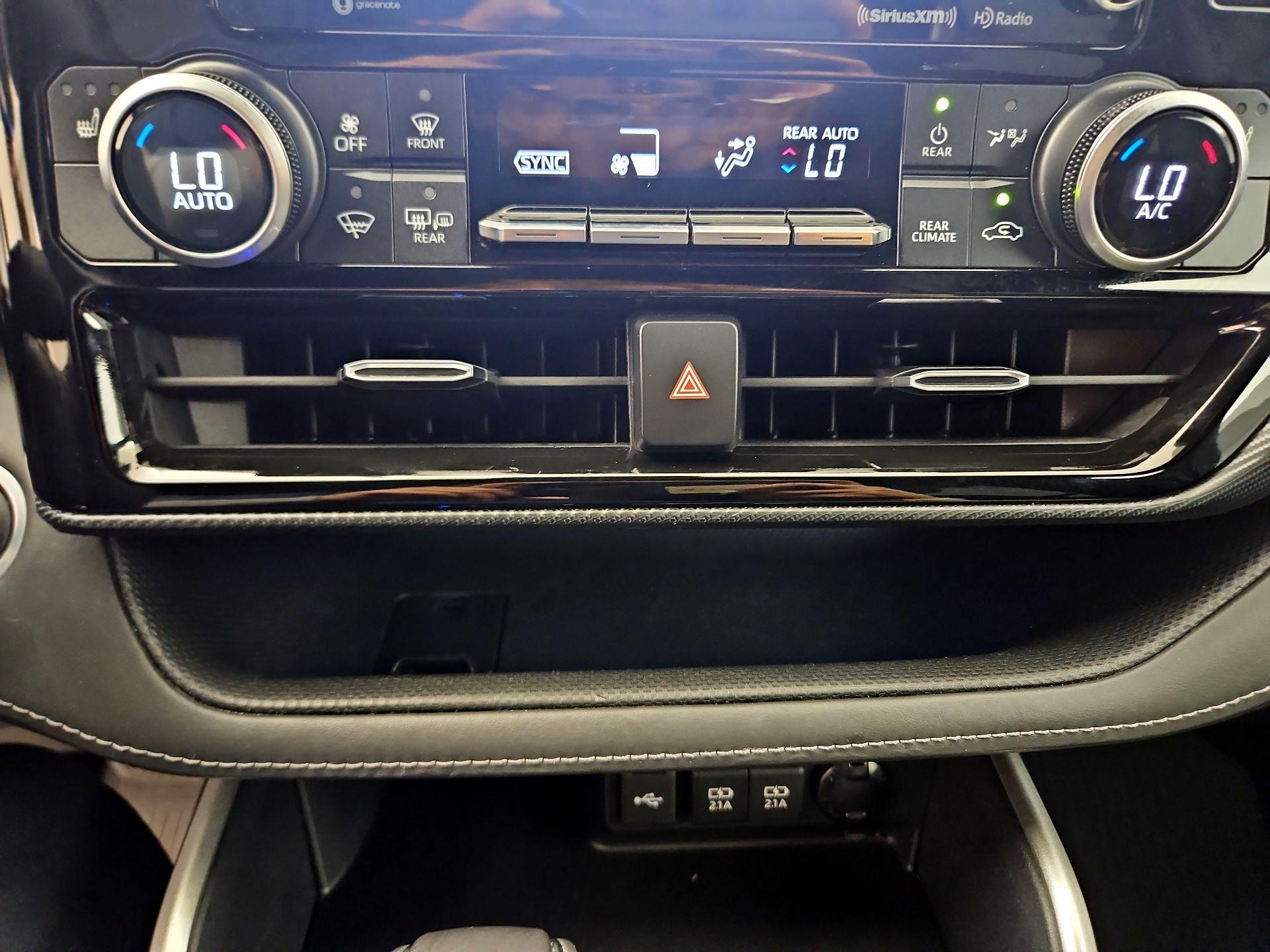 Thumbnail: 2021 Toyota Highlander - 16