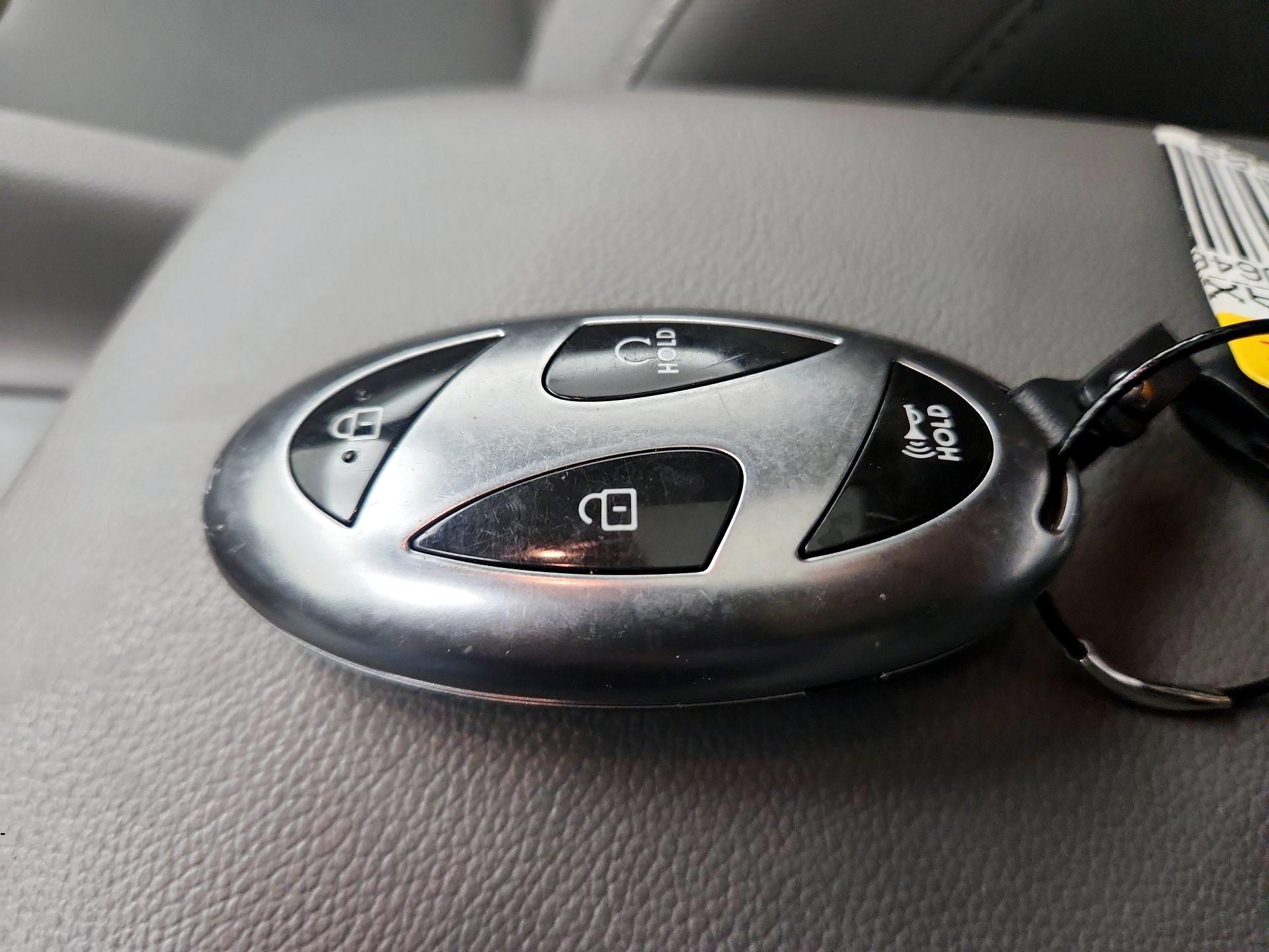 Thumbnail: 2024 Hyundai Elantra - 18