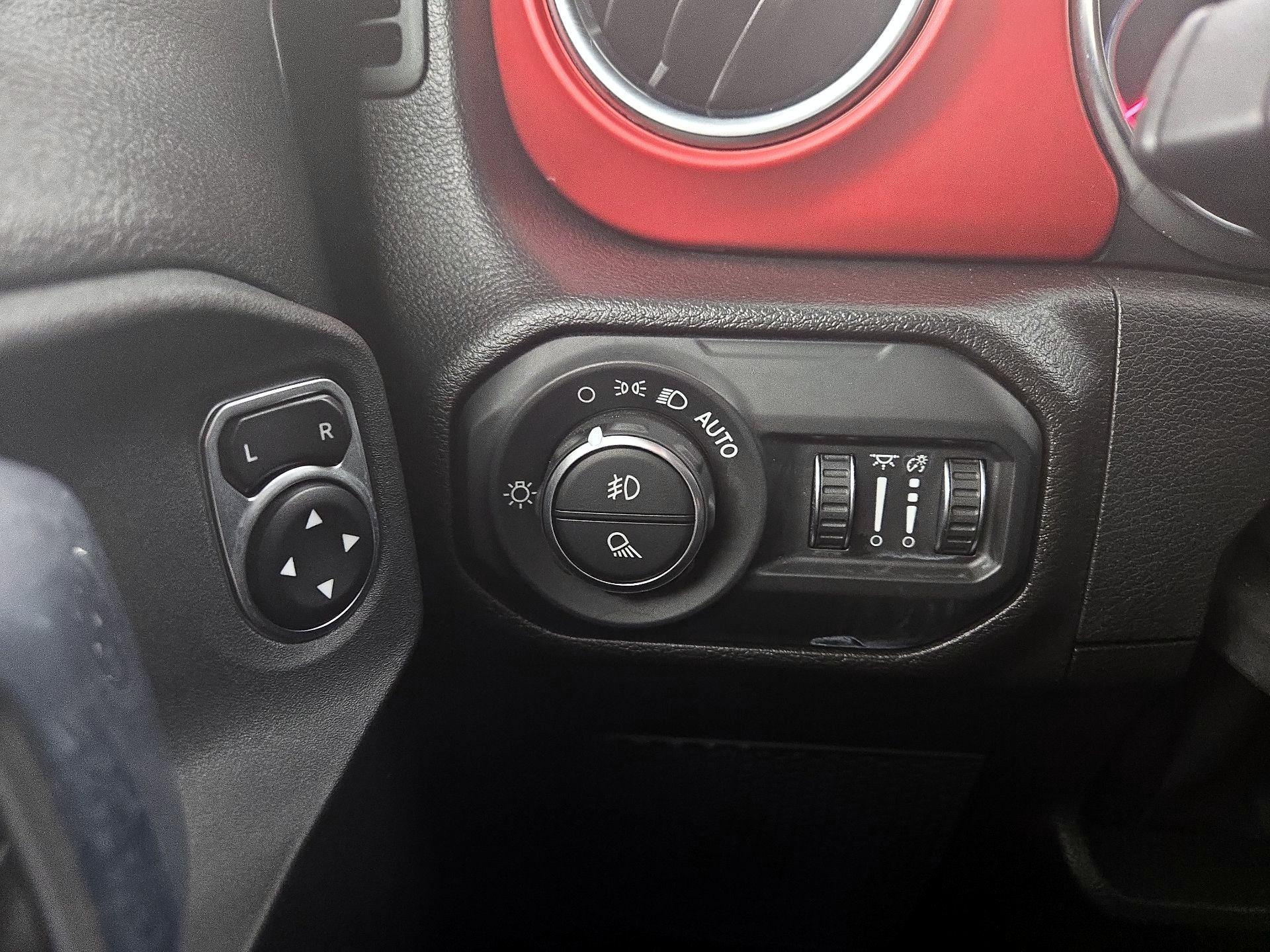 Thumbnail: 2022 Jeep Gladiator - 13