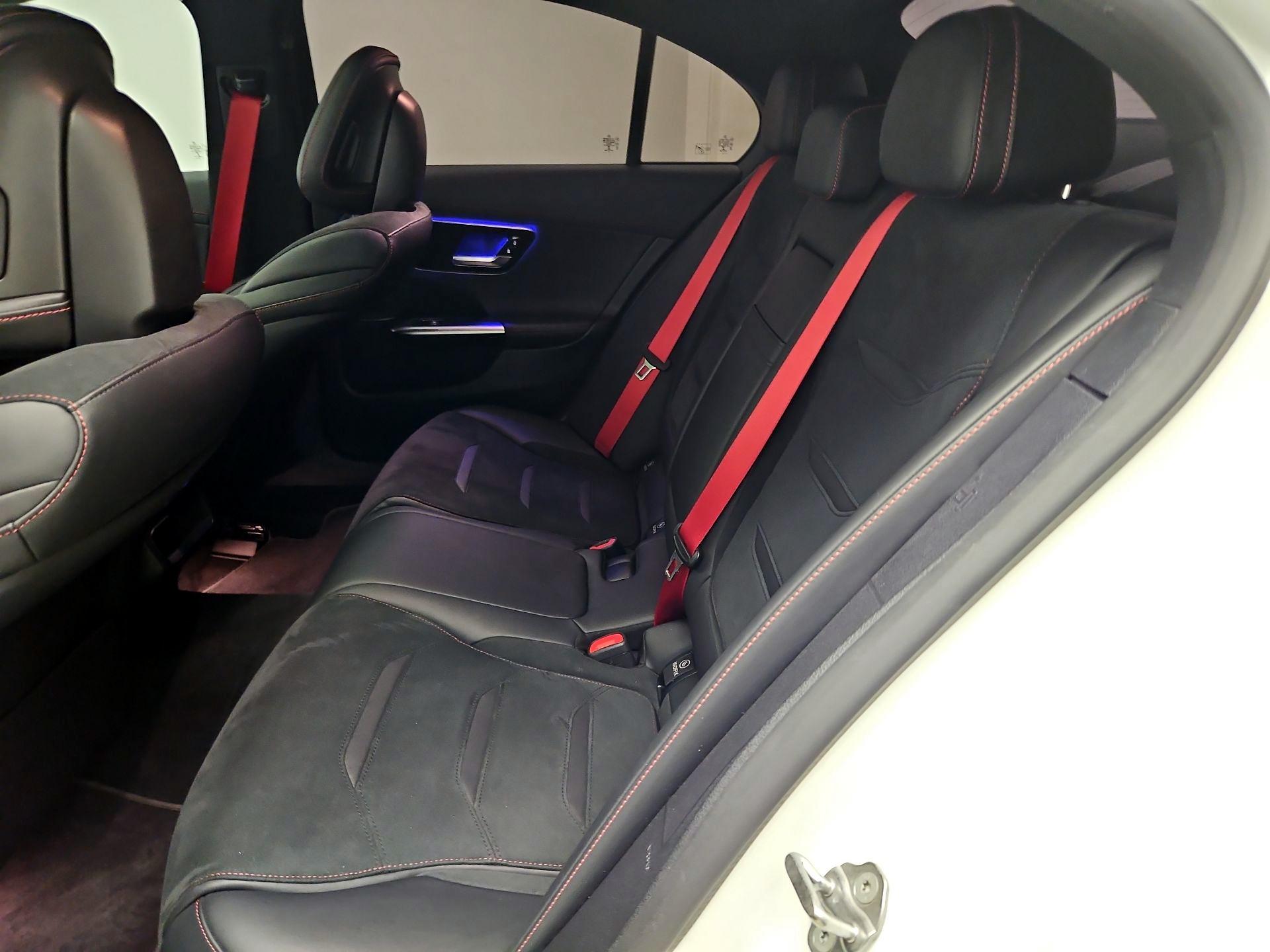 Thumbnail: 2023 Mercedes-Benz C-Class - 20