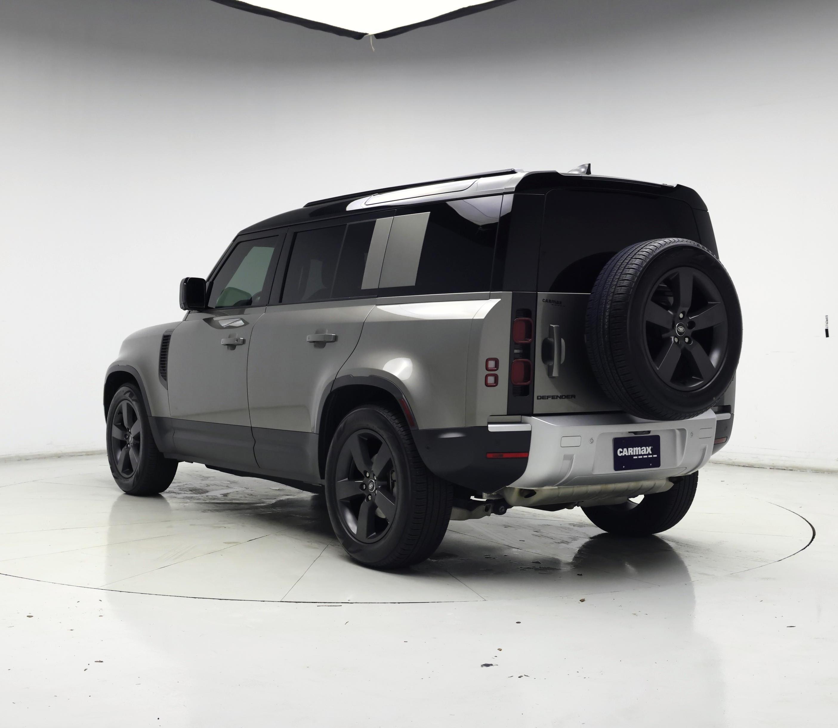 Thumbnail: 2025 Land Rover Defender - 2