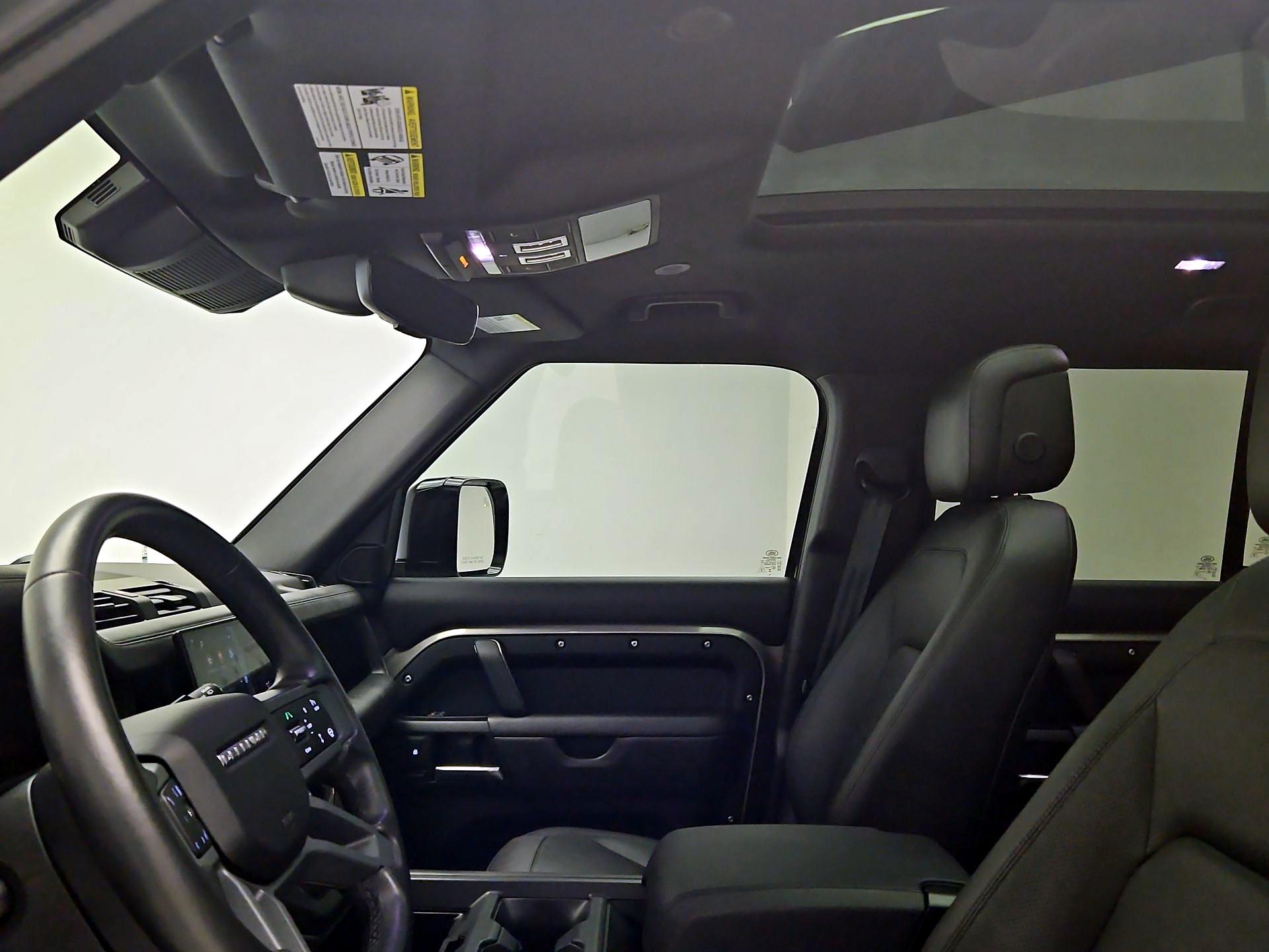 Thumbnail: 2025 Land Rover Defender - 19