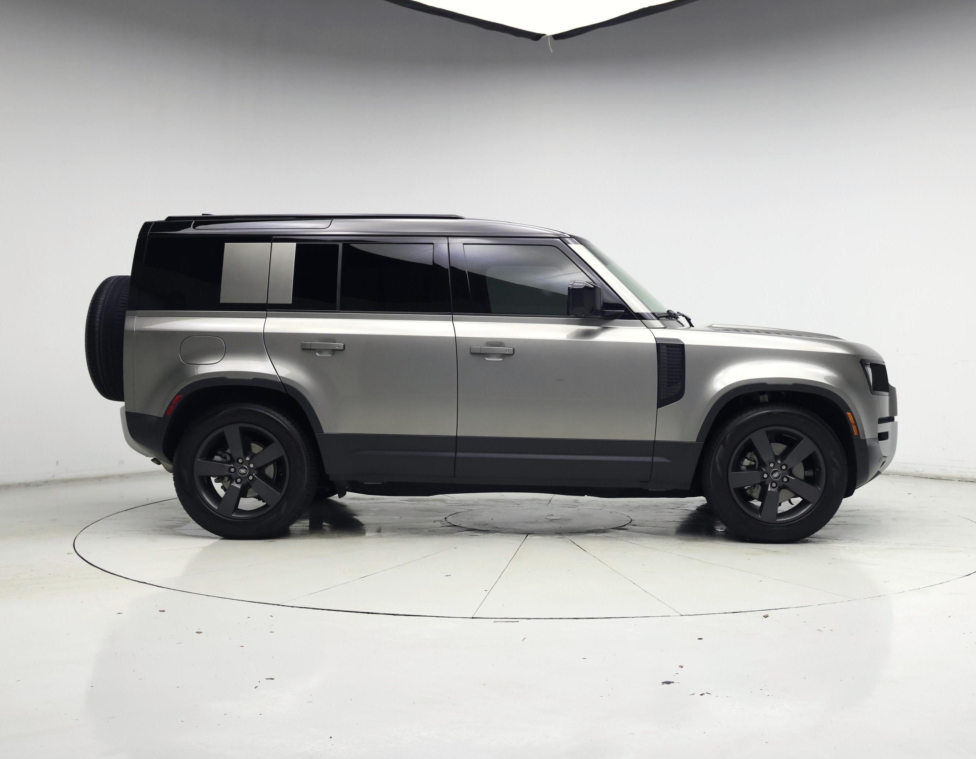 Thumbnail: 2025 Land Rover Defender - 7