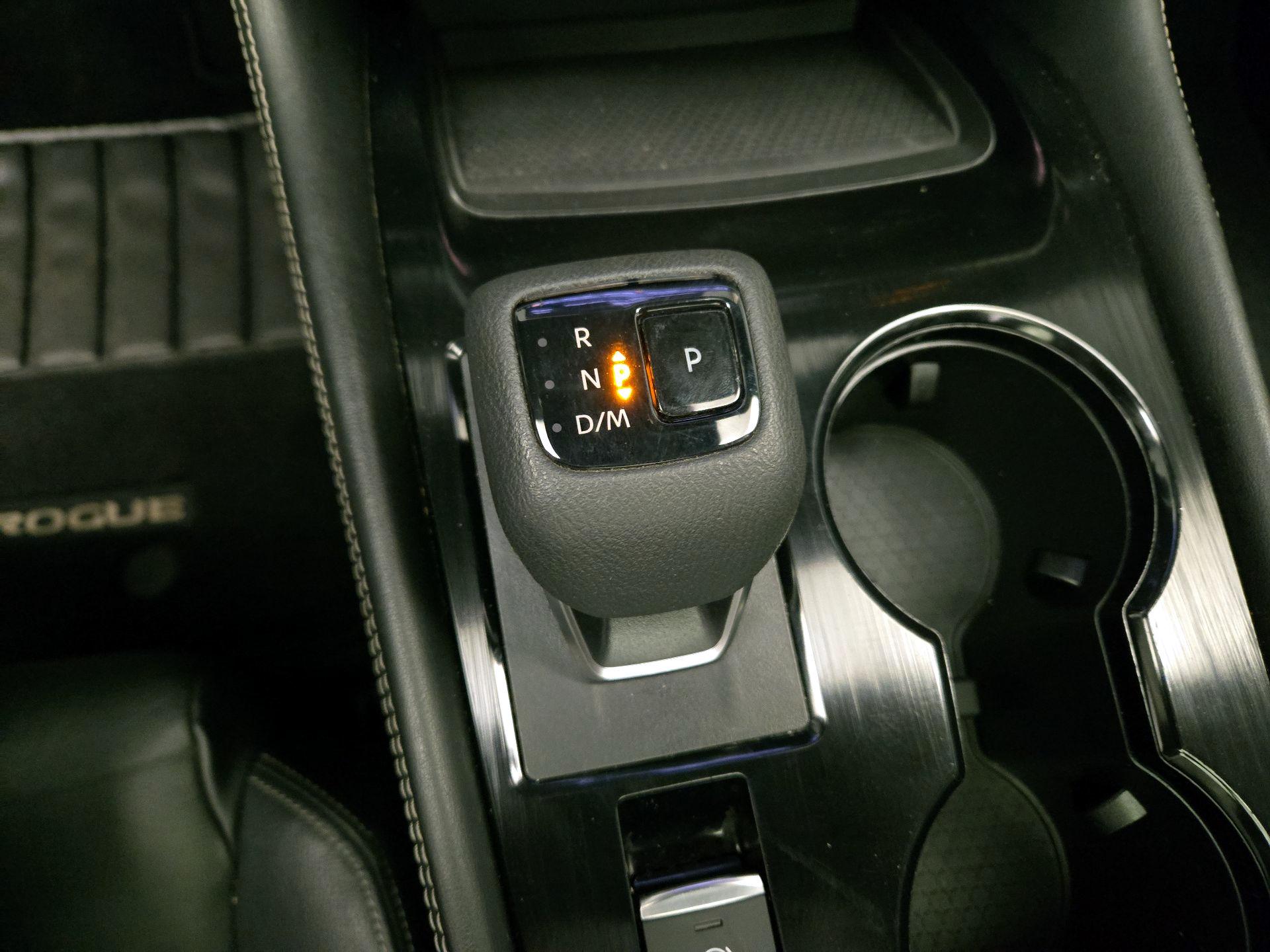 Thumbnail: 2021 Nissan Rogue - 17