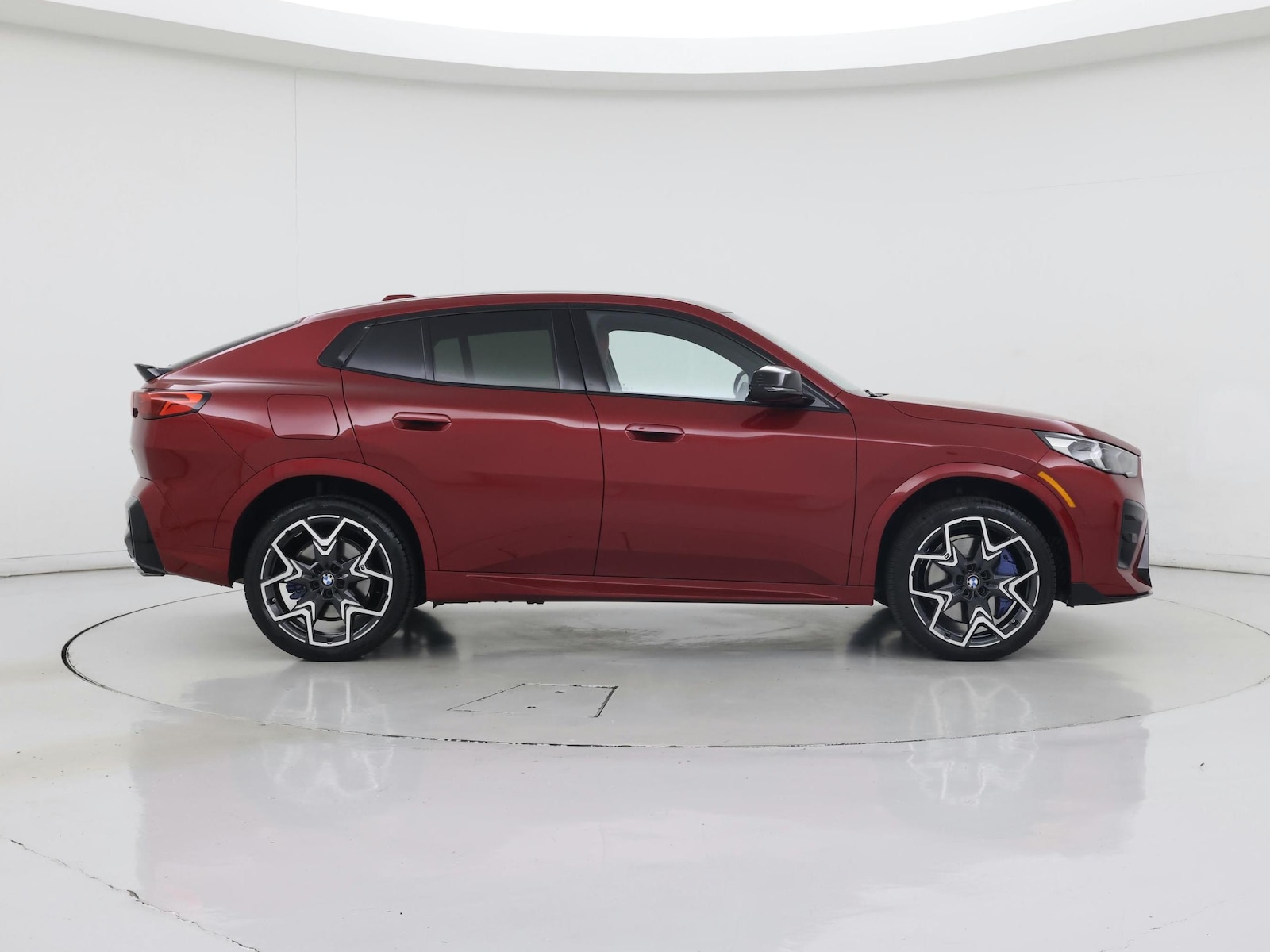 2025 BMW X2 35i - Photo 8