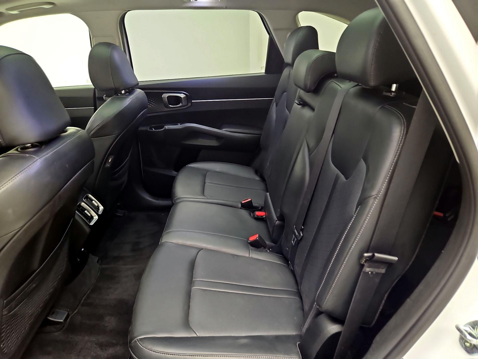 Thumbnail: 2021 Kia Sorento - 20