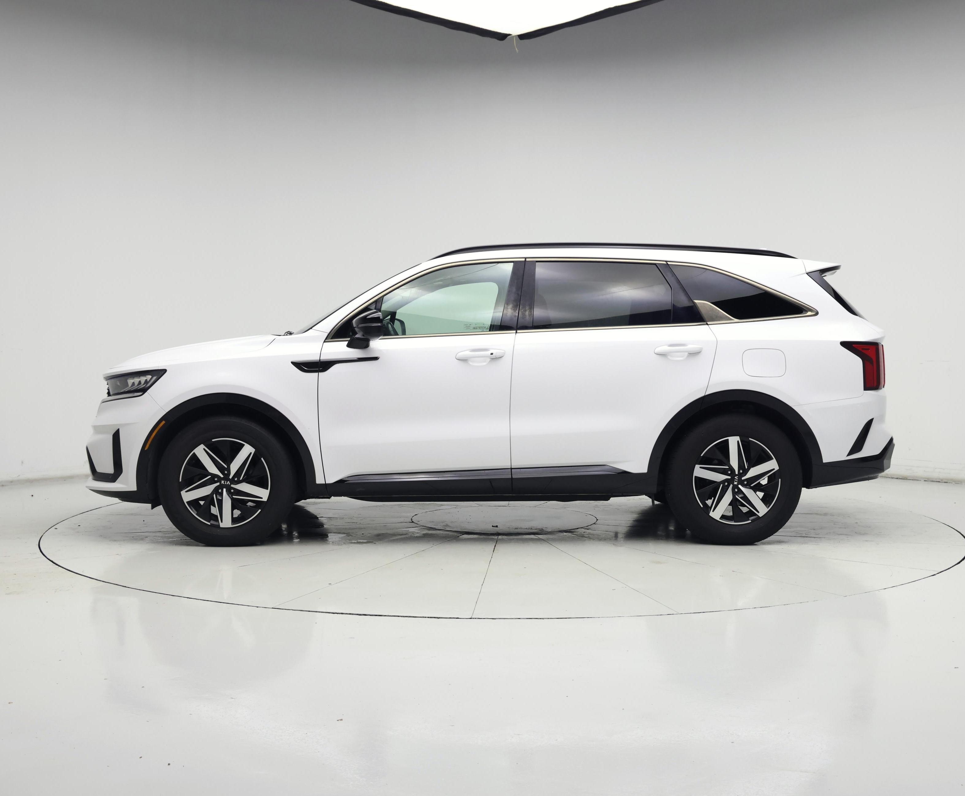 Thumbnail: 2021 Kia Sorento - 3
