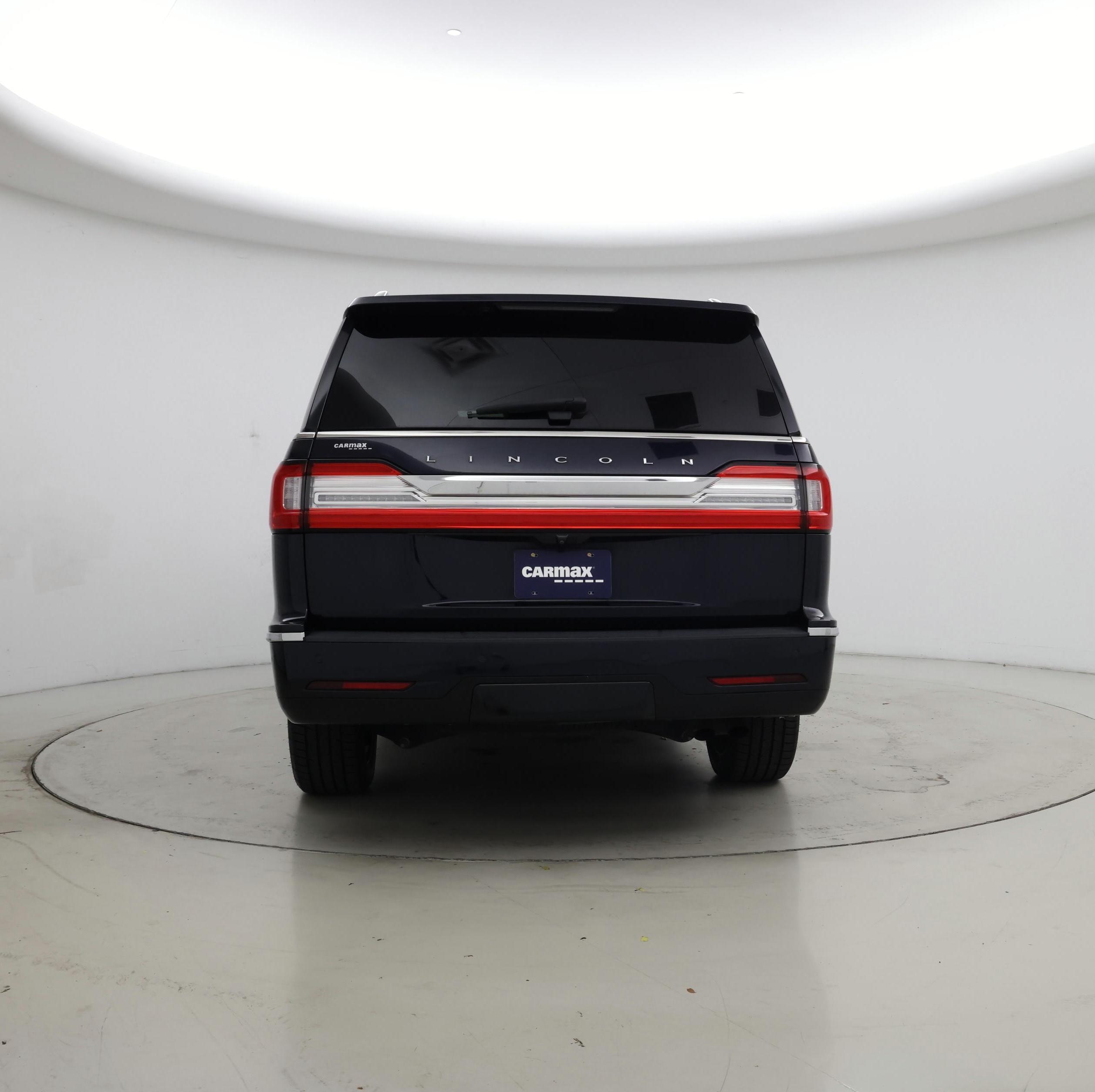 Thumbnail: 2021 Lincoln Navigator L - 6