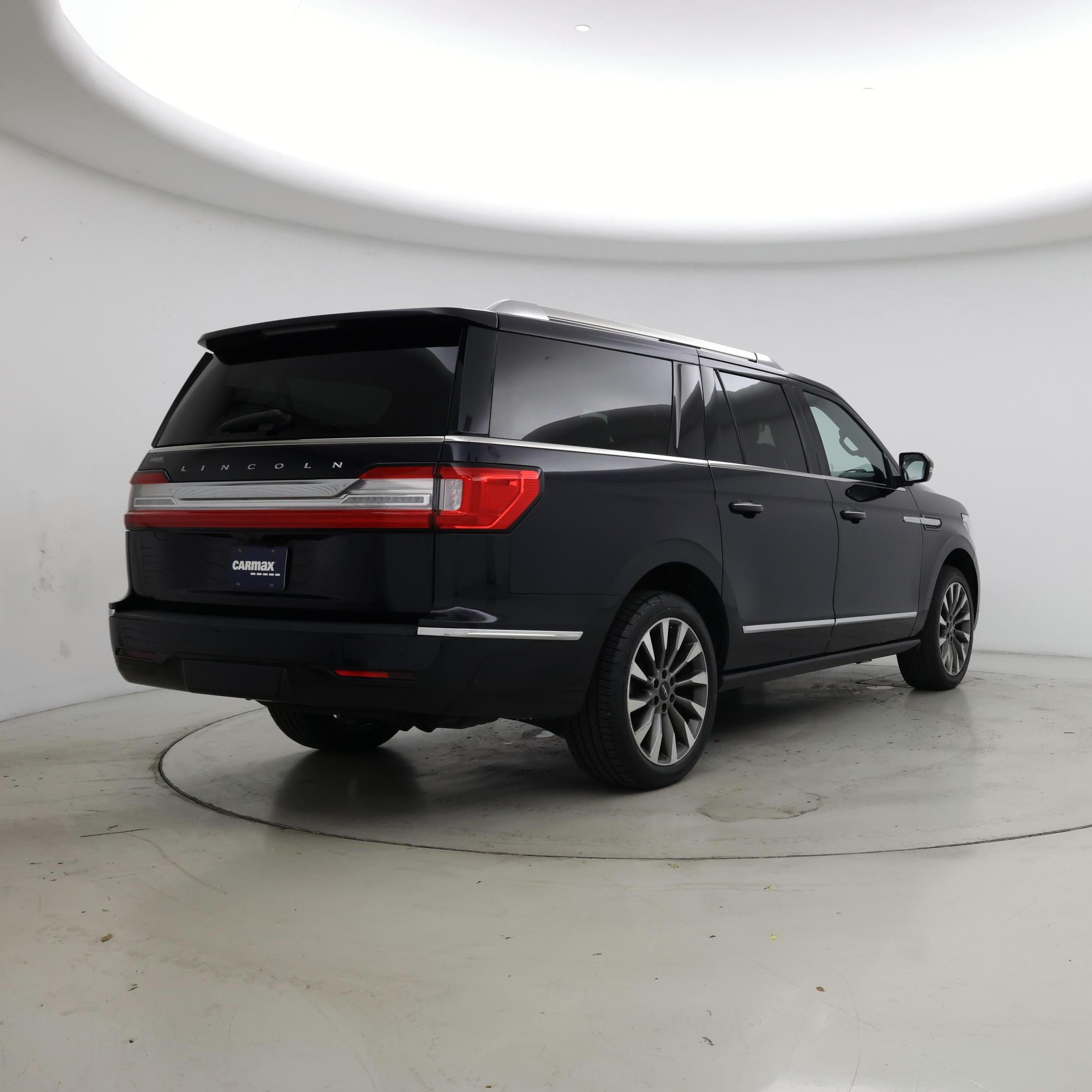 Thumbnail: 2021 Lincoln Navigator L - 8