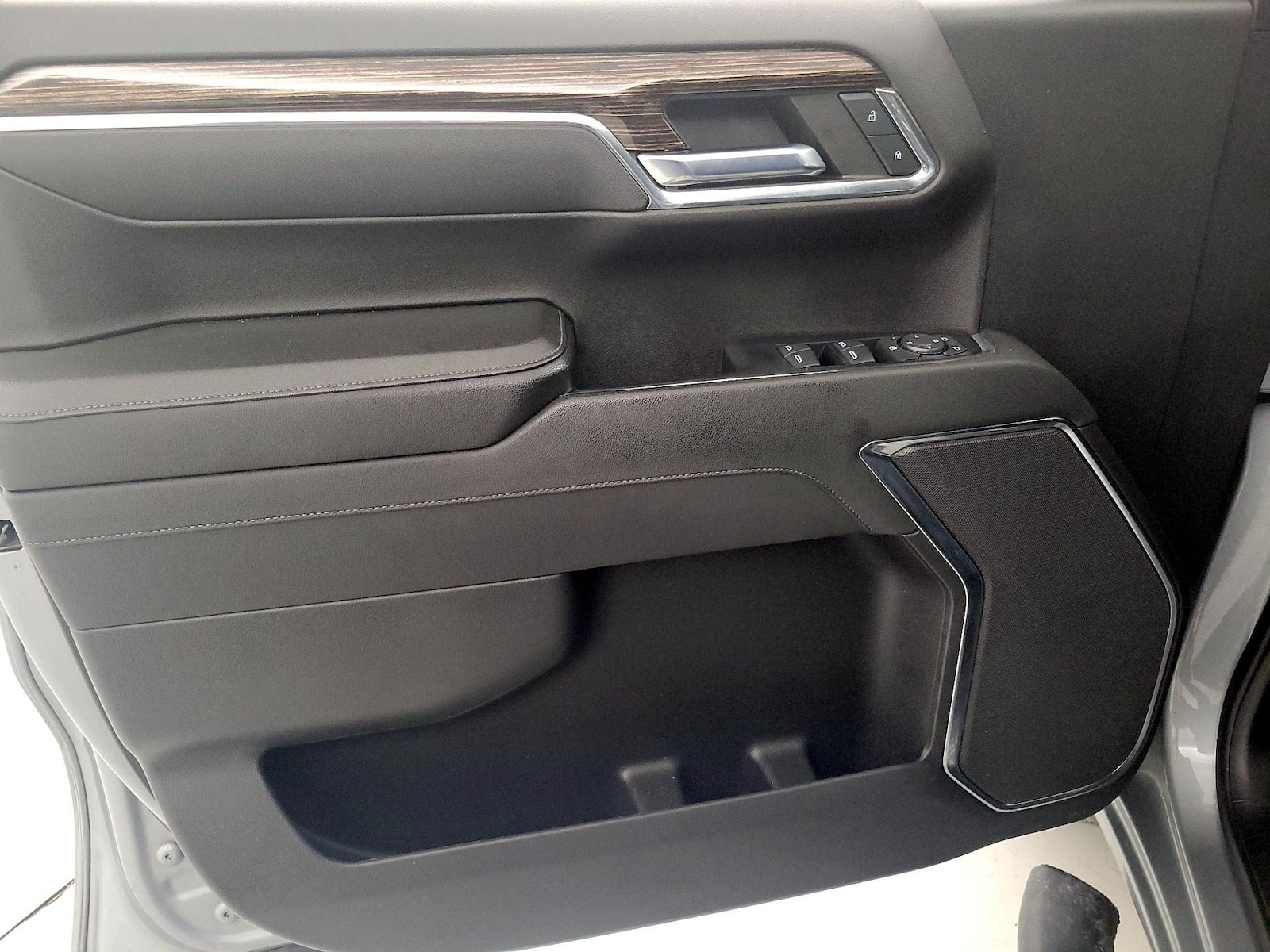 2023 GMC Sierra 1500 Elevation - Photo 13