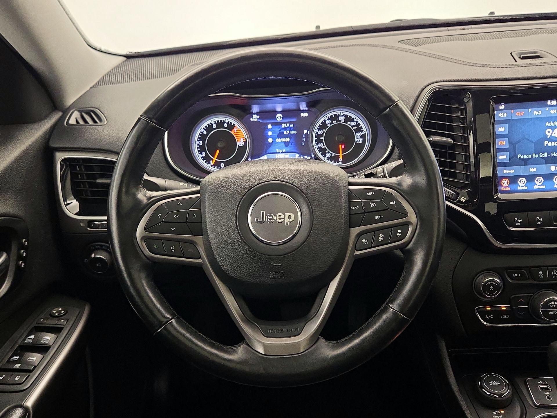 Thumbnail: 2021 Jeep Cherokee - 10