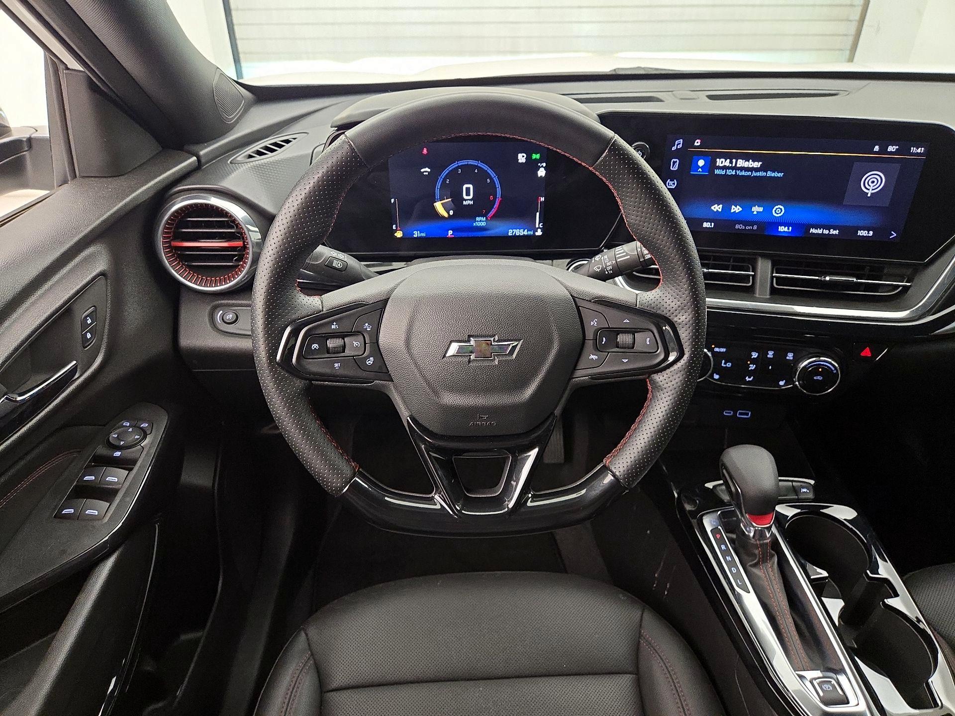 Thumbnail: 2025 Chevrolet Trax - 10