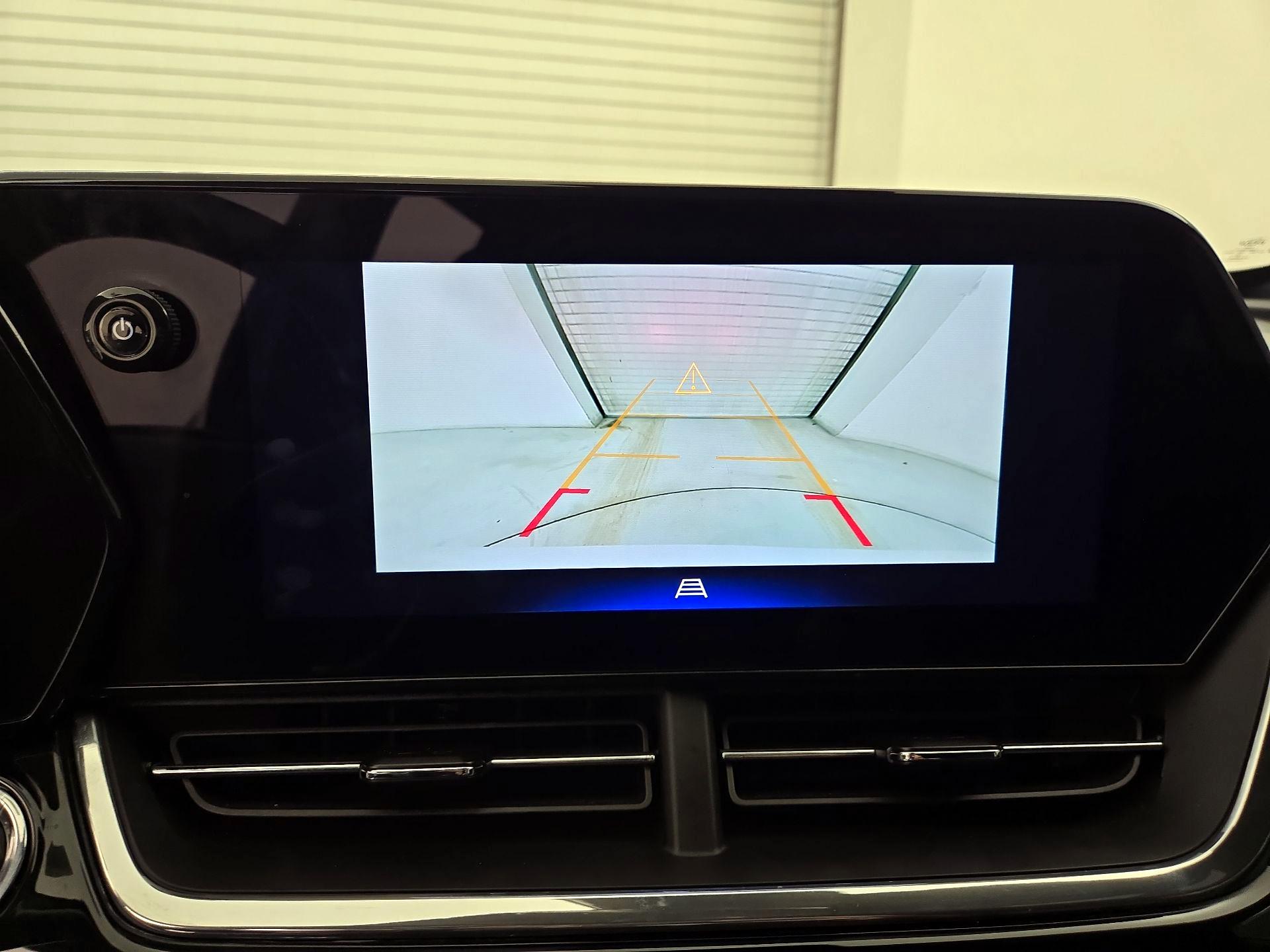 Thumbnail: 2025 Chevrolet Trax - 14