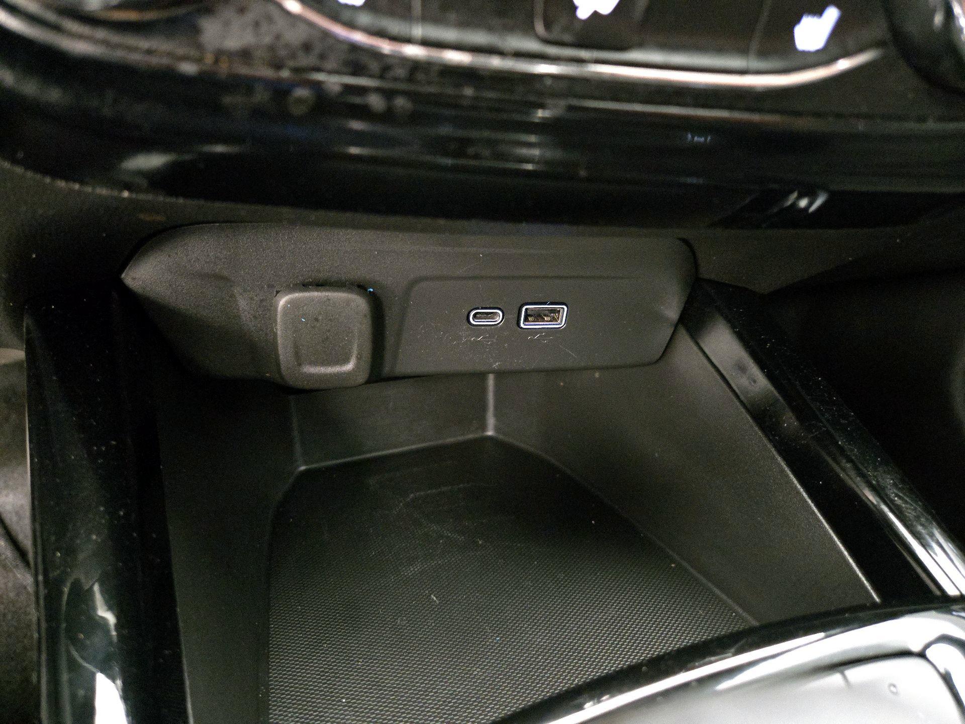 Thumbnail: 2025 Chevrolet Trax - 18