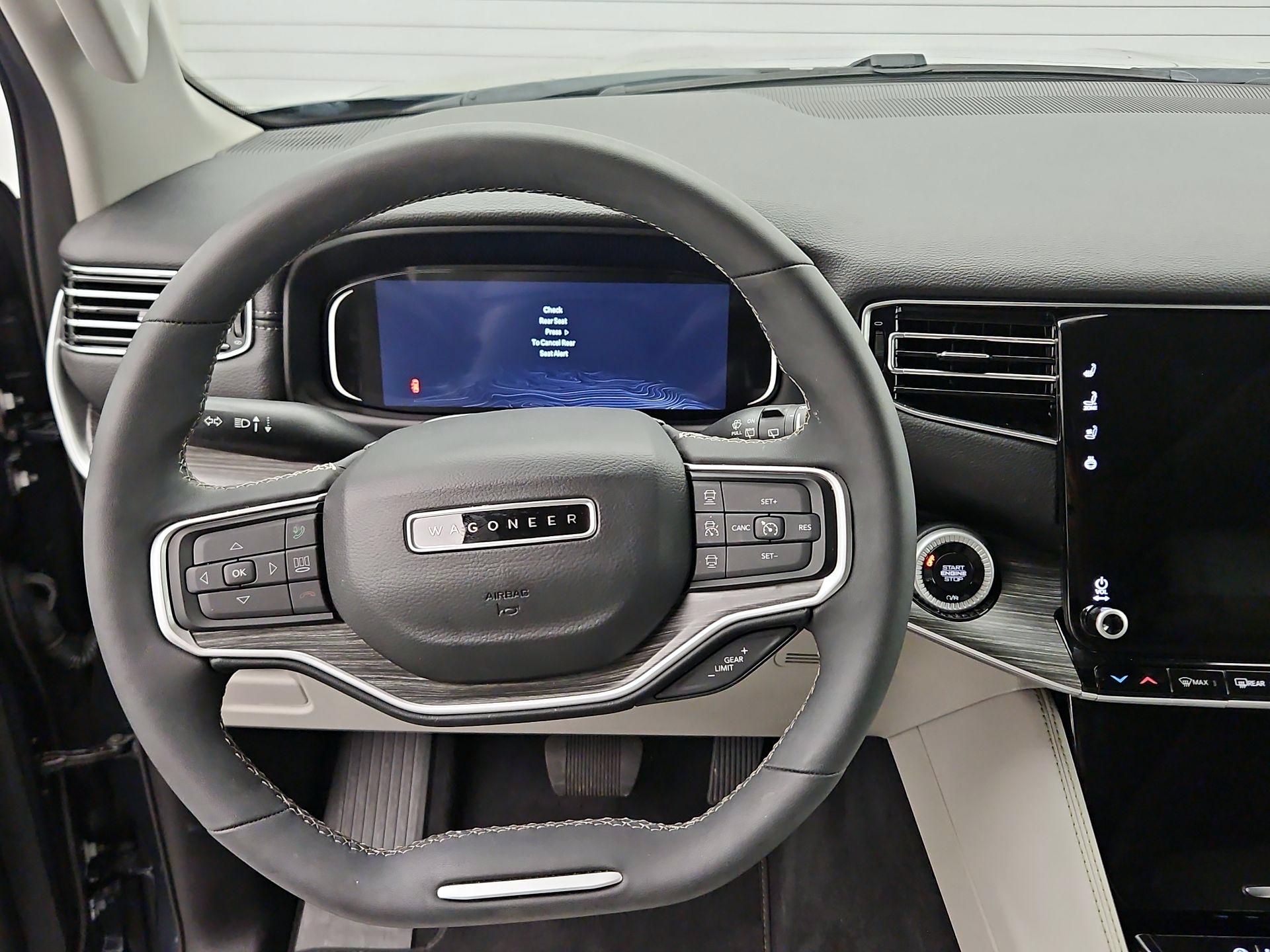 Thumbnail: 2024 Jeep Wagoneer - 10