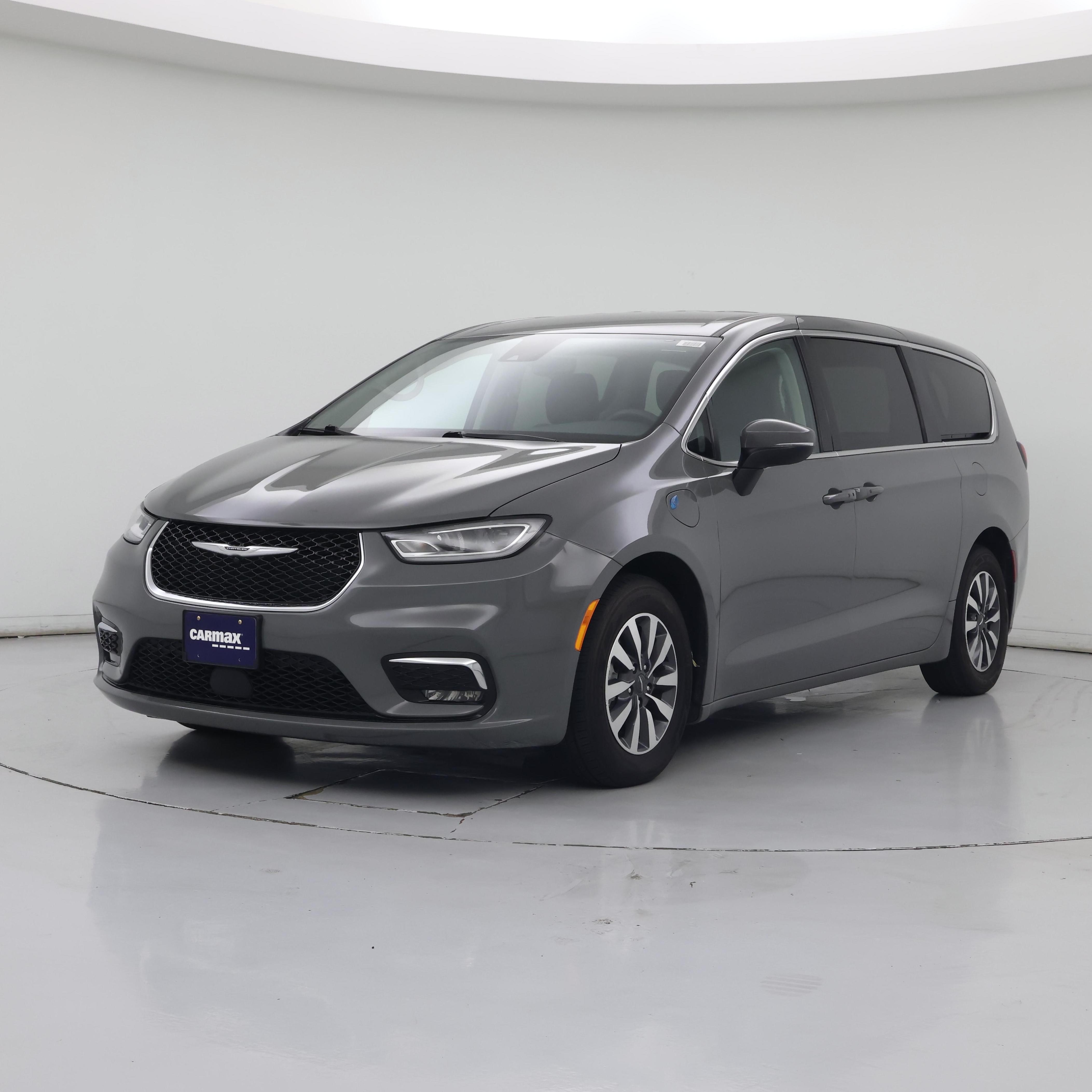 Thumbnail: 2023 Chrysler Pacifica - 4