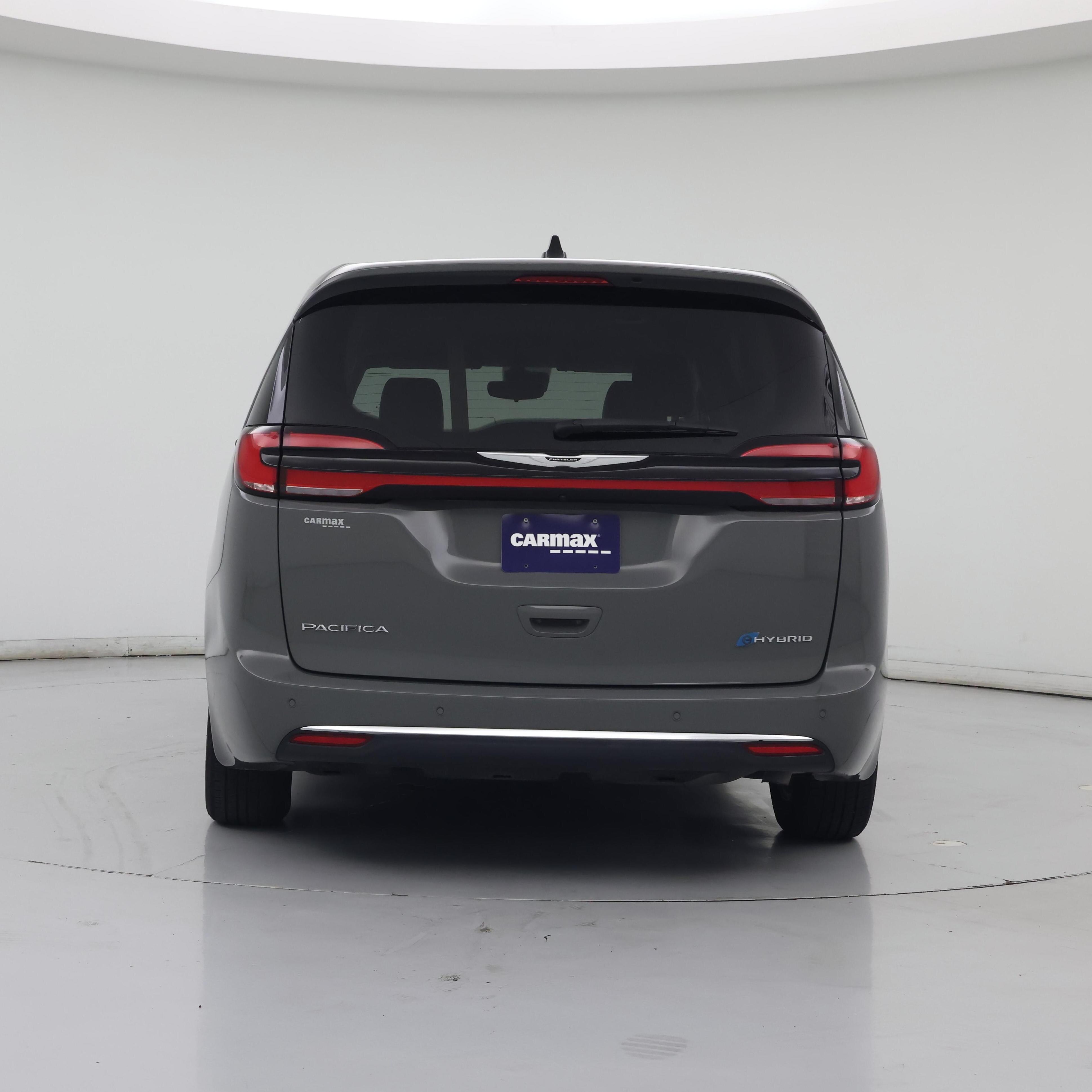Thumbnail: 2023 Chrysler Pacifica - 6