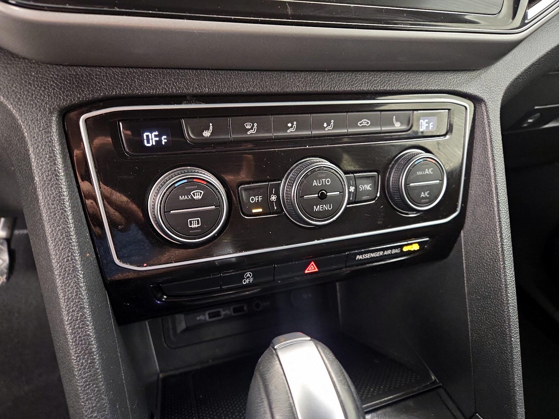 Thumbnail: 2020 Volkswagen Atlas - 17