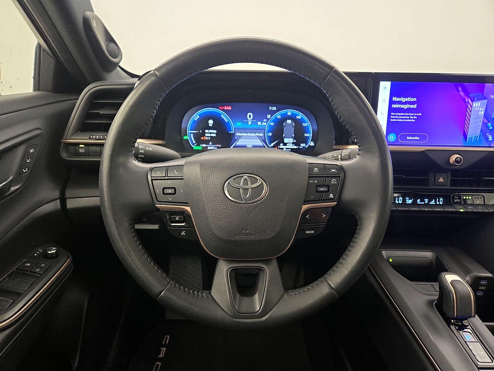 Thumbnail: 2023 Toyota Crown - 10