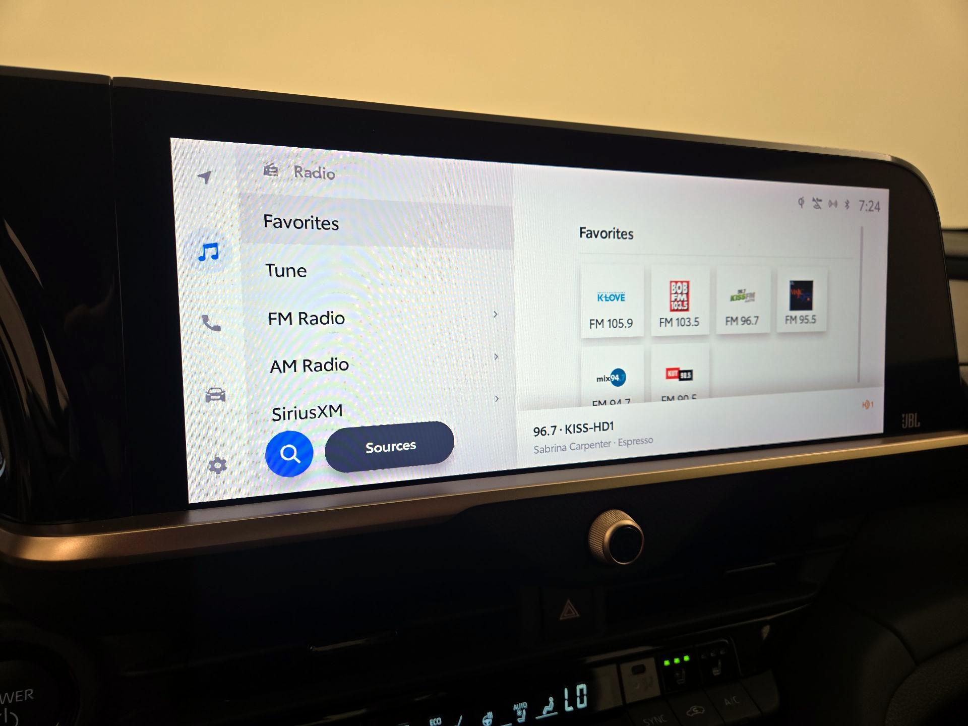 Thumbnail: 2023 Toyota Crown - 16