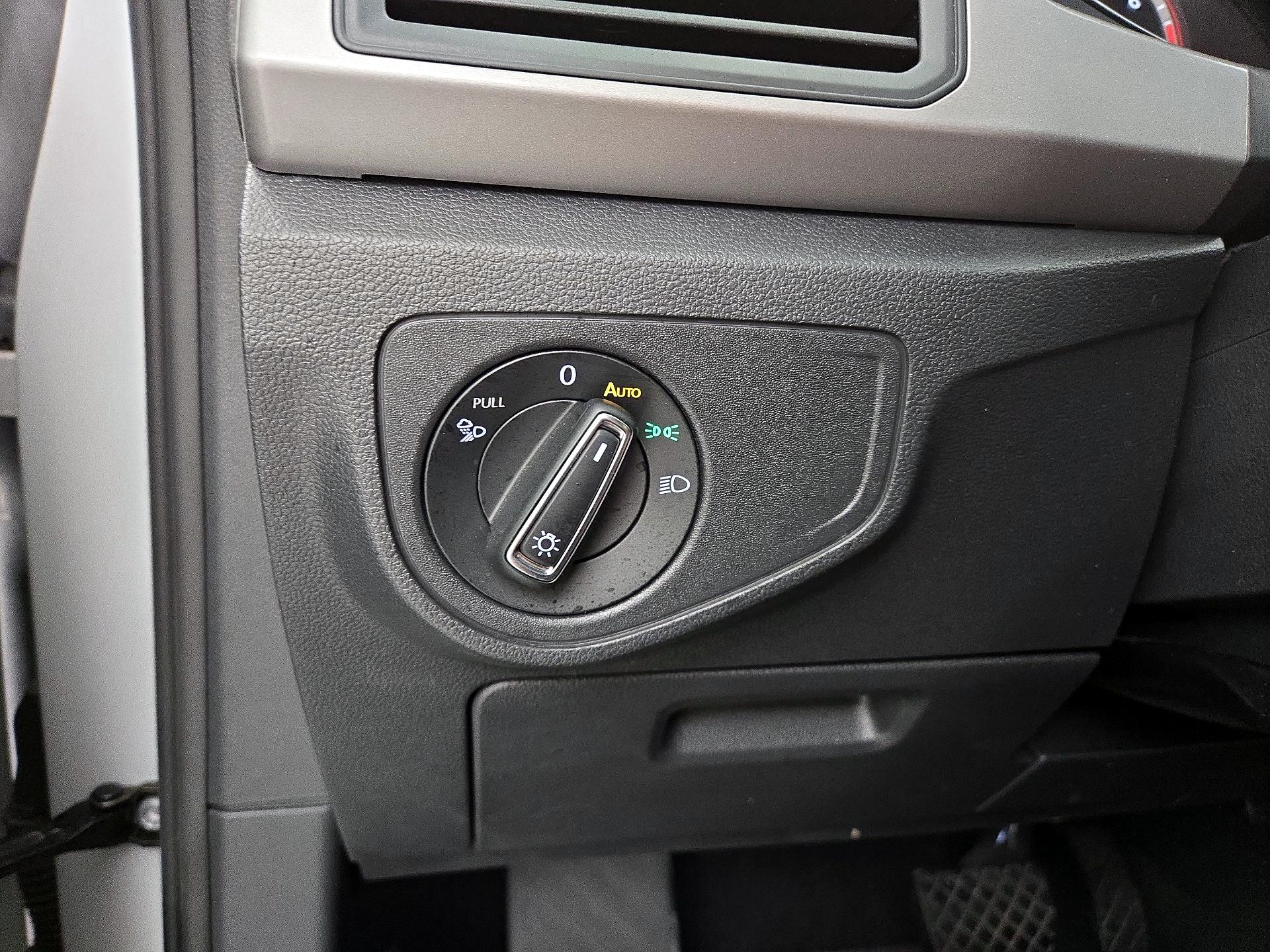 Thumbnail: 2020 Volkswagen Atlas - 13