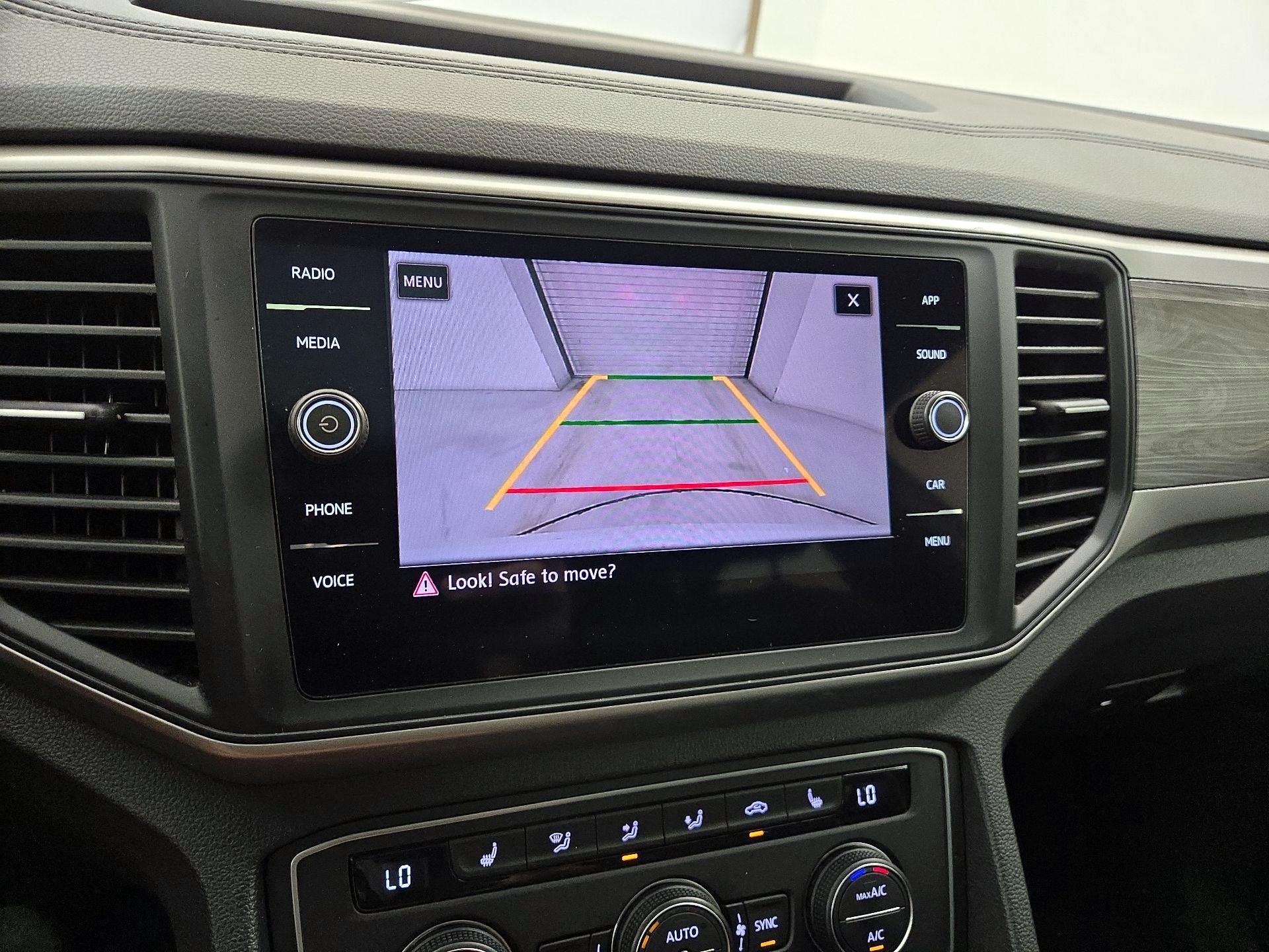 Thumbnail: 2020 Volkswagen Atlas - 14