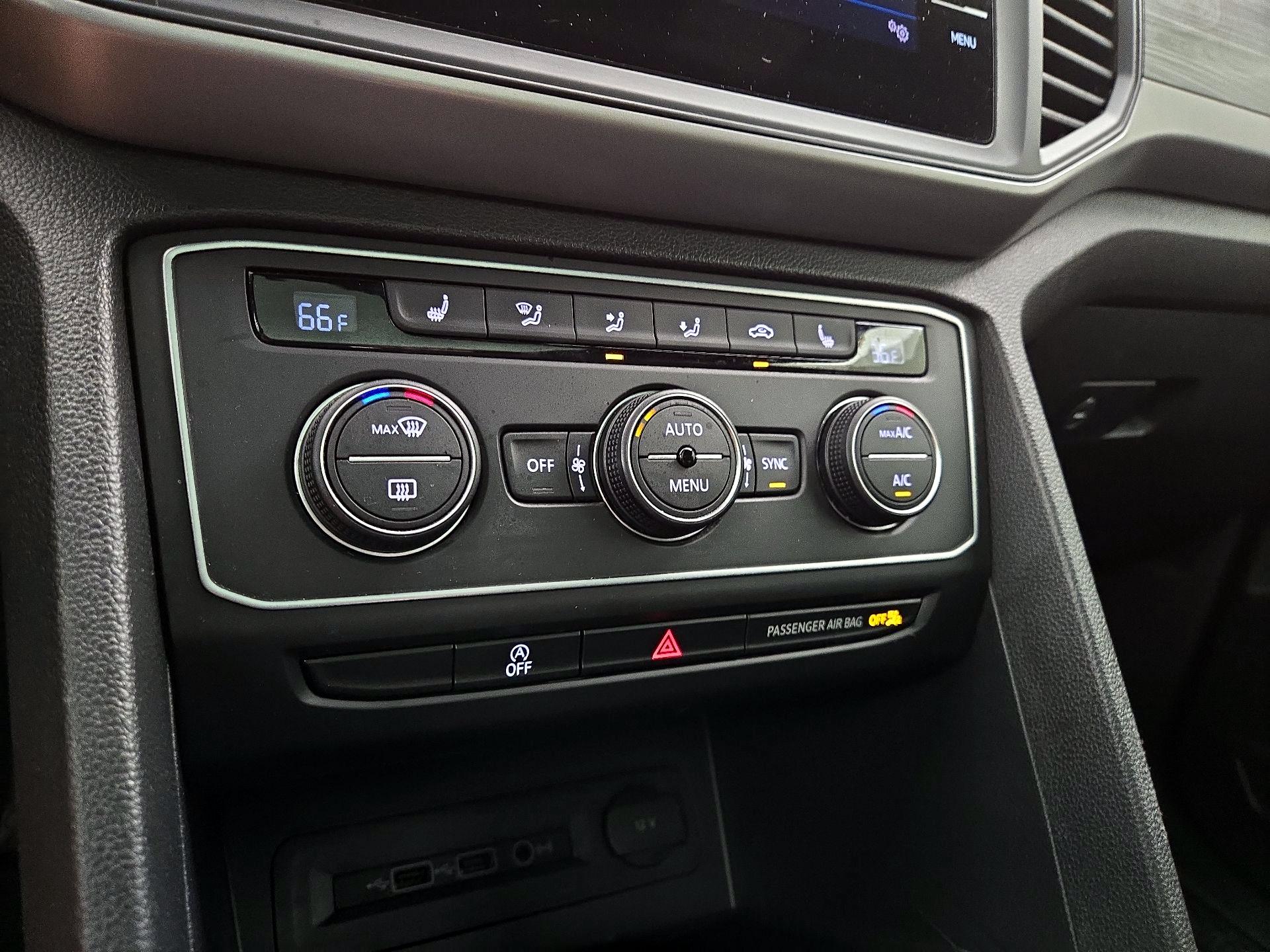 Thumbnail: 2020 Volkswagen Atlas - 16