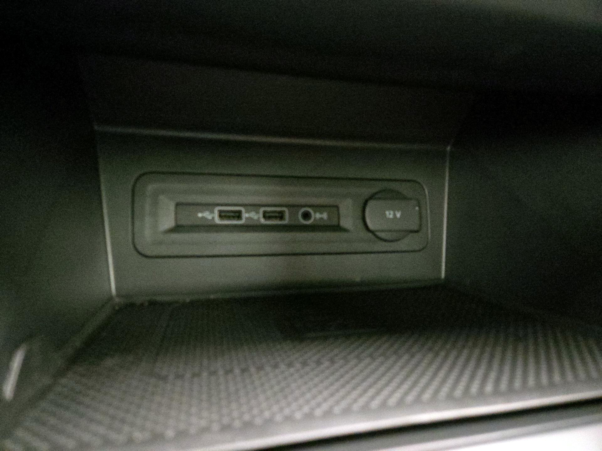 Thumbnail: 2020 Volkswagen Atlas - 18