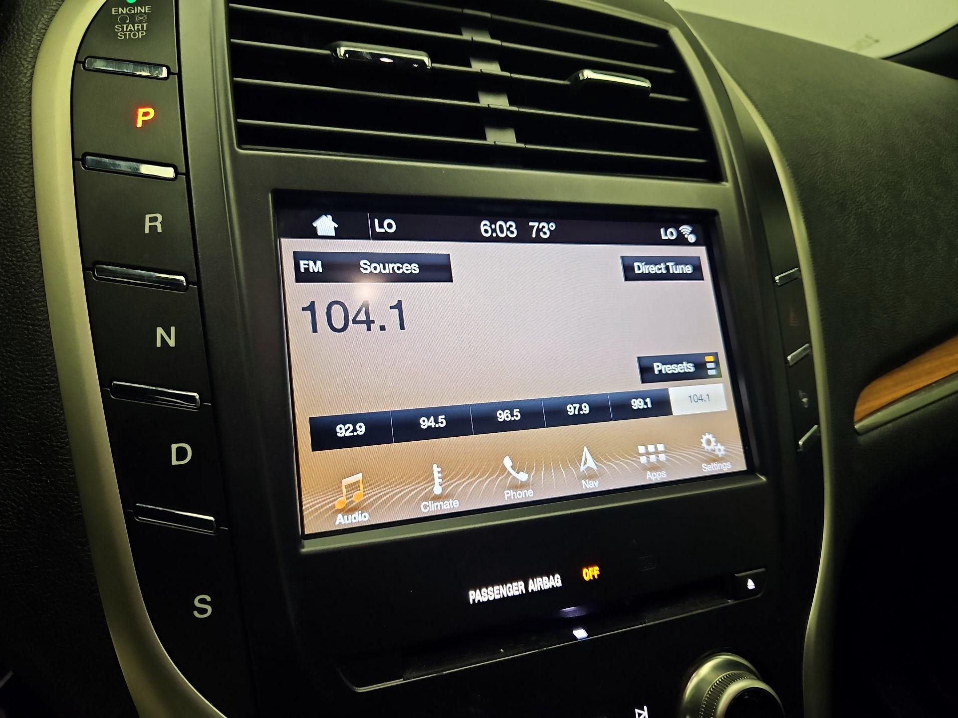 Thumbnail: 2016 Lincoln MKC - 16