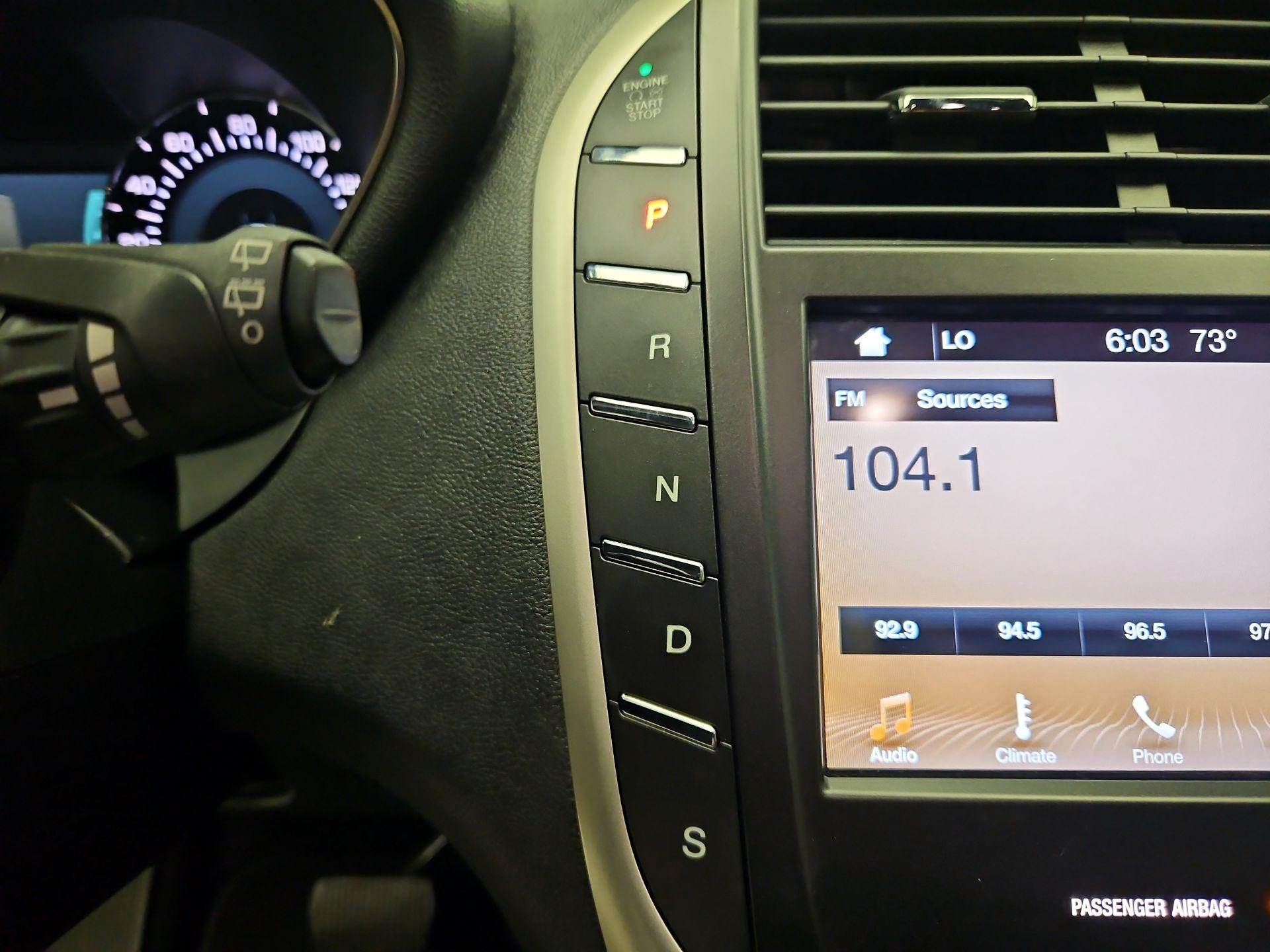 Thumbnail: 2016 Lincoln MKC - 18