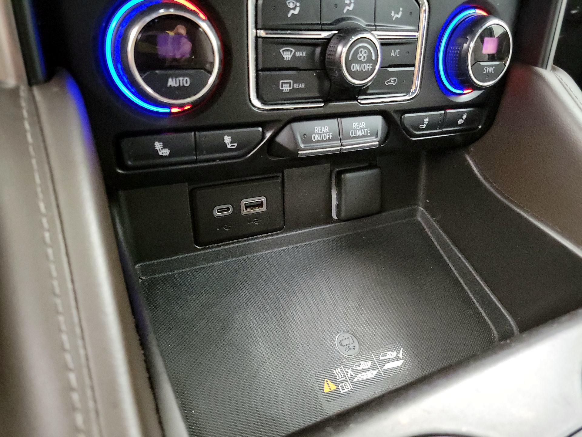 Thumbnail: 2021 Chevrolet Tahoe - 18