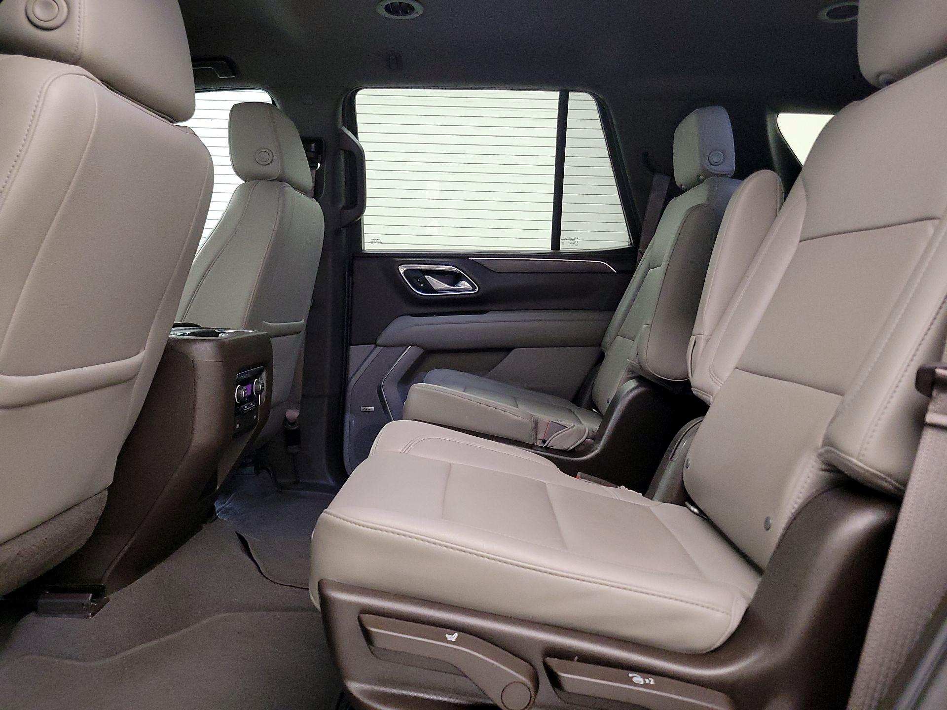 Thumbnail: 2021 Chevrolet Tahoe - 19